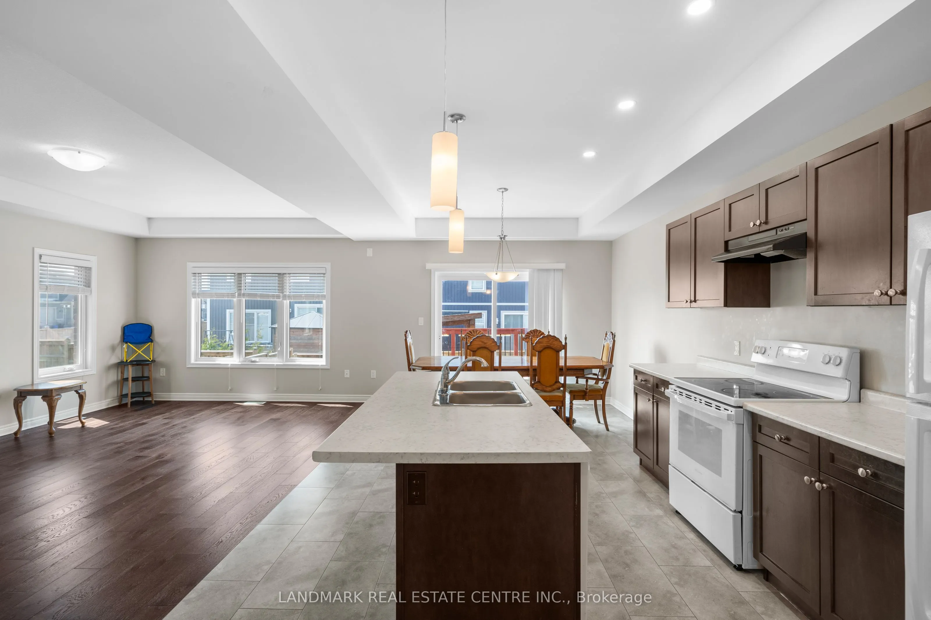 22 Lamb Crescent