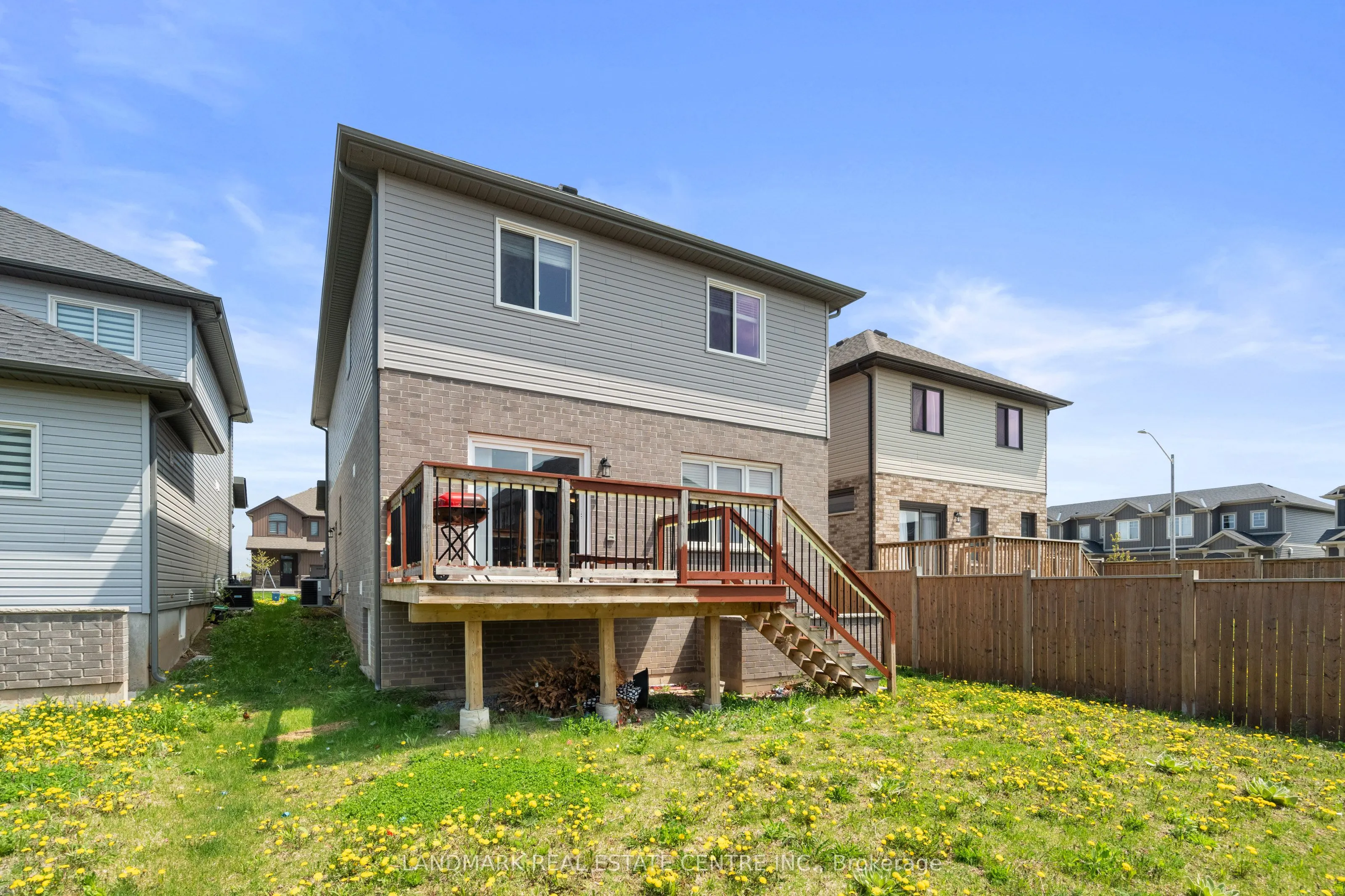 22 Lamb Crescent