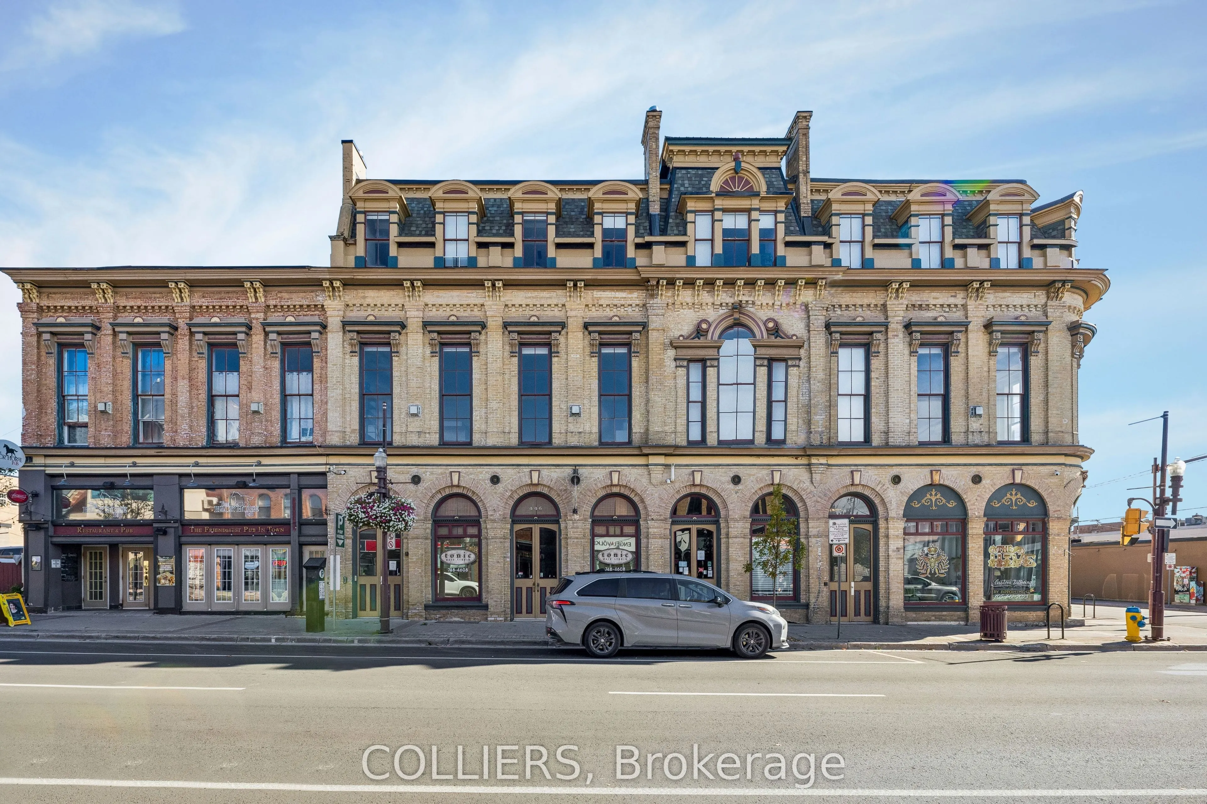 442 George Street N