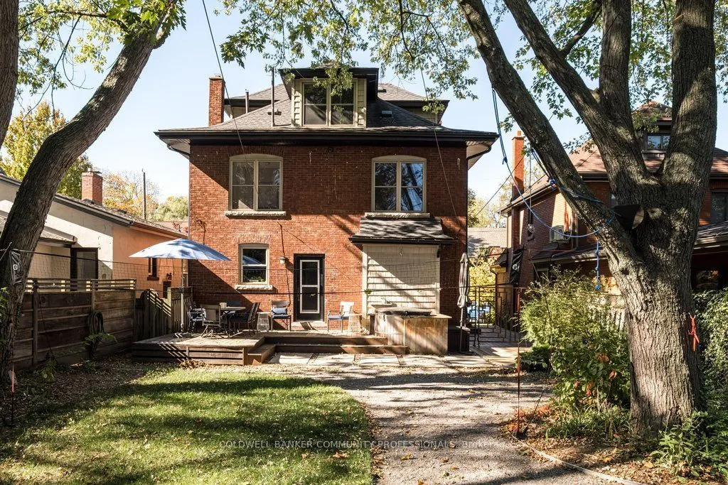 63 Chedoke Avenue