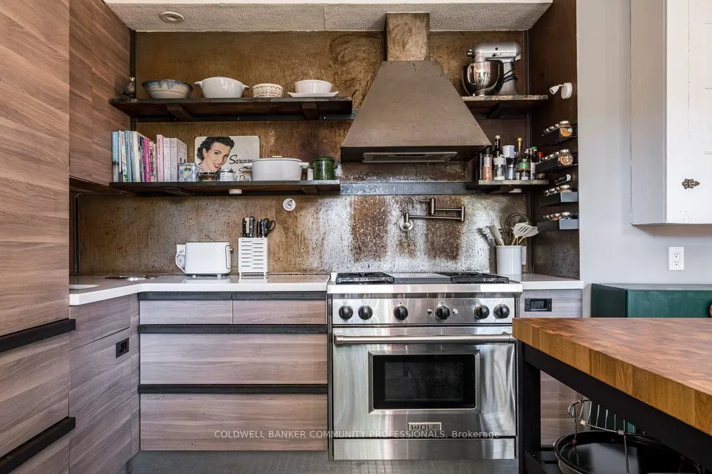 63 Chedoke Avenue