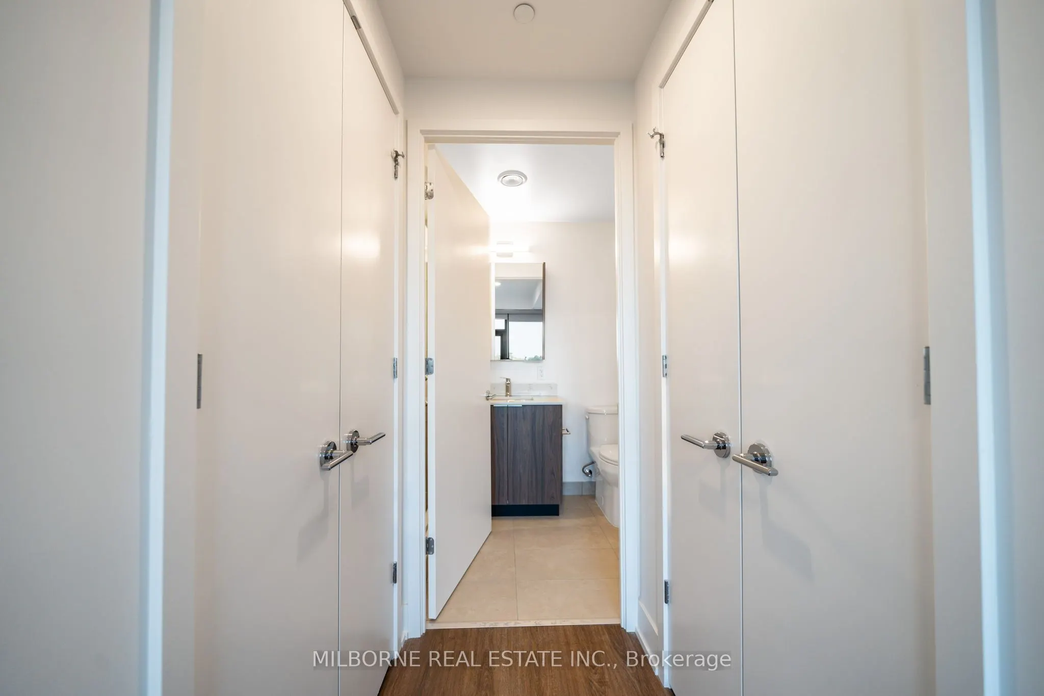 500 Upper Wellington Street #320