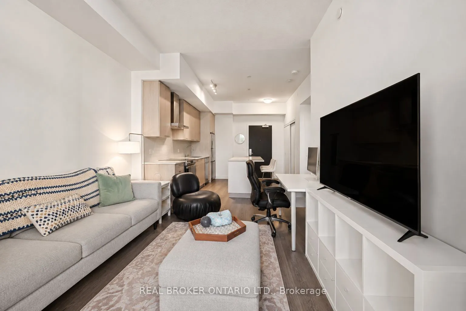 55 Duke Street #227