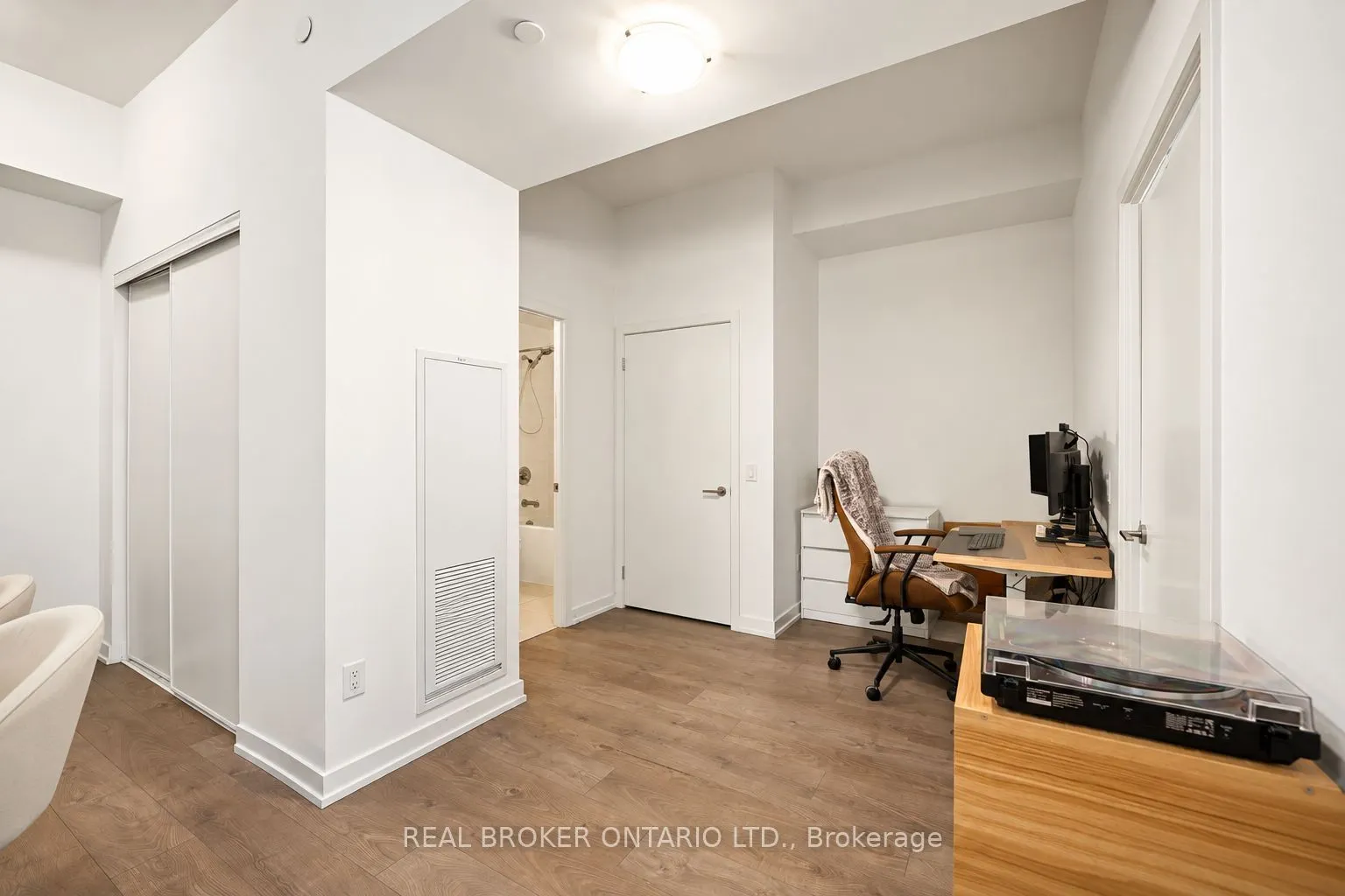 55 Duke Street #227