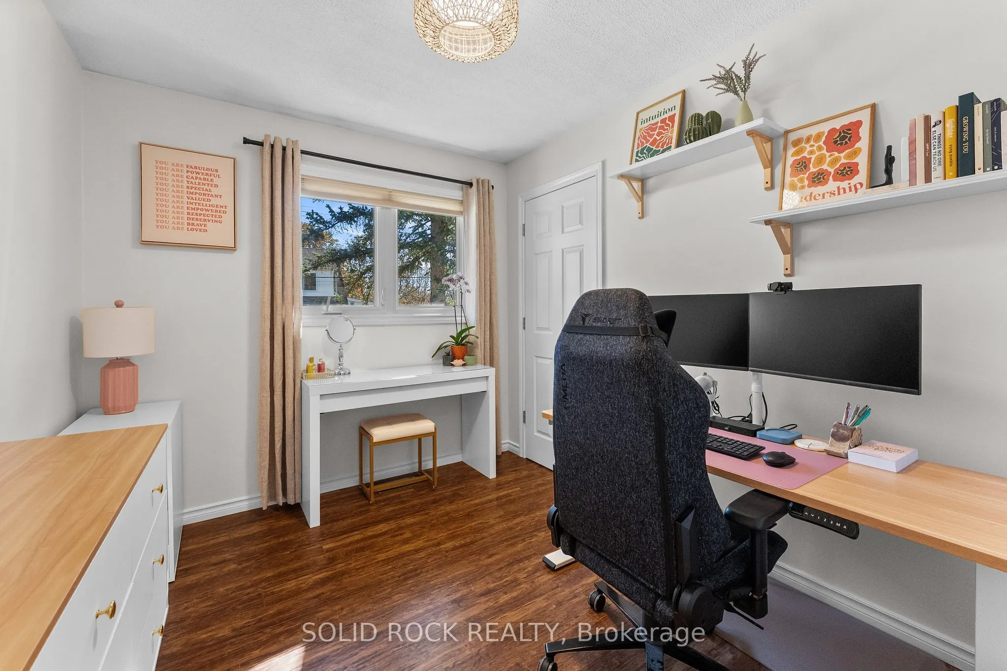 45 Norma Street S