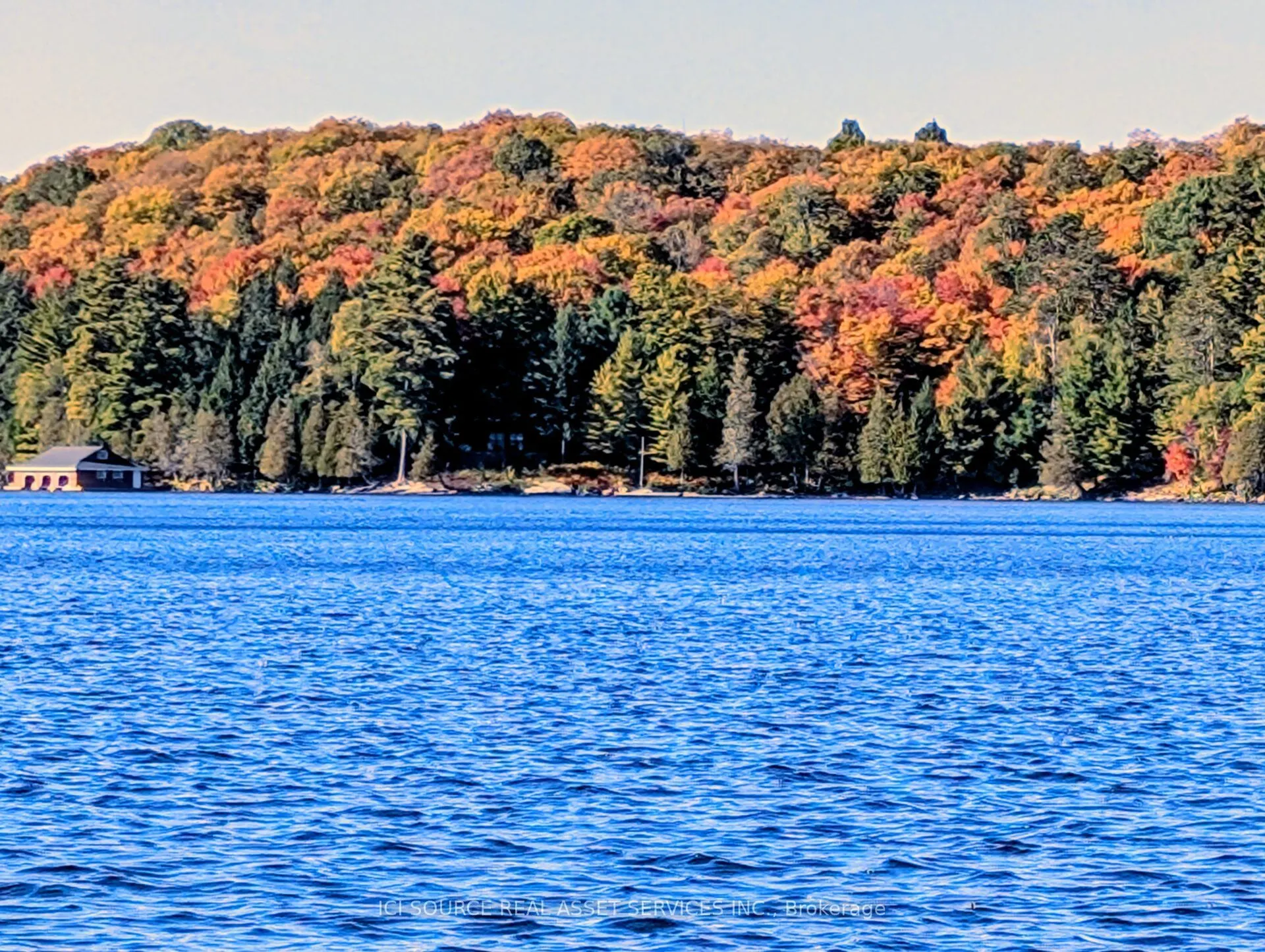 3 Woodland Lane