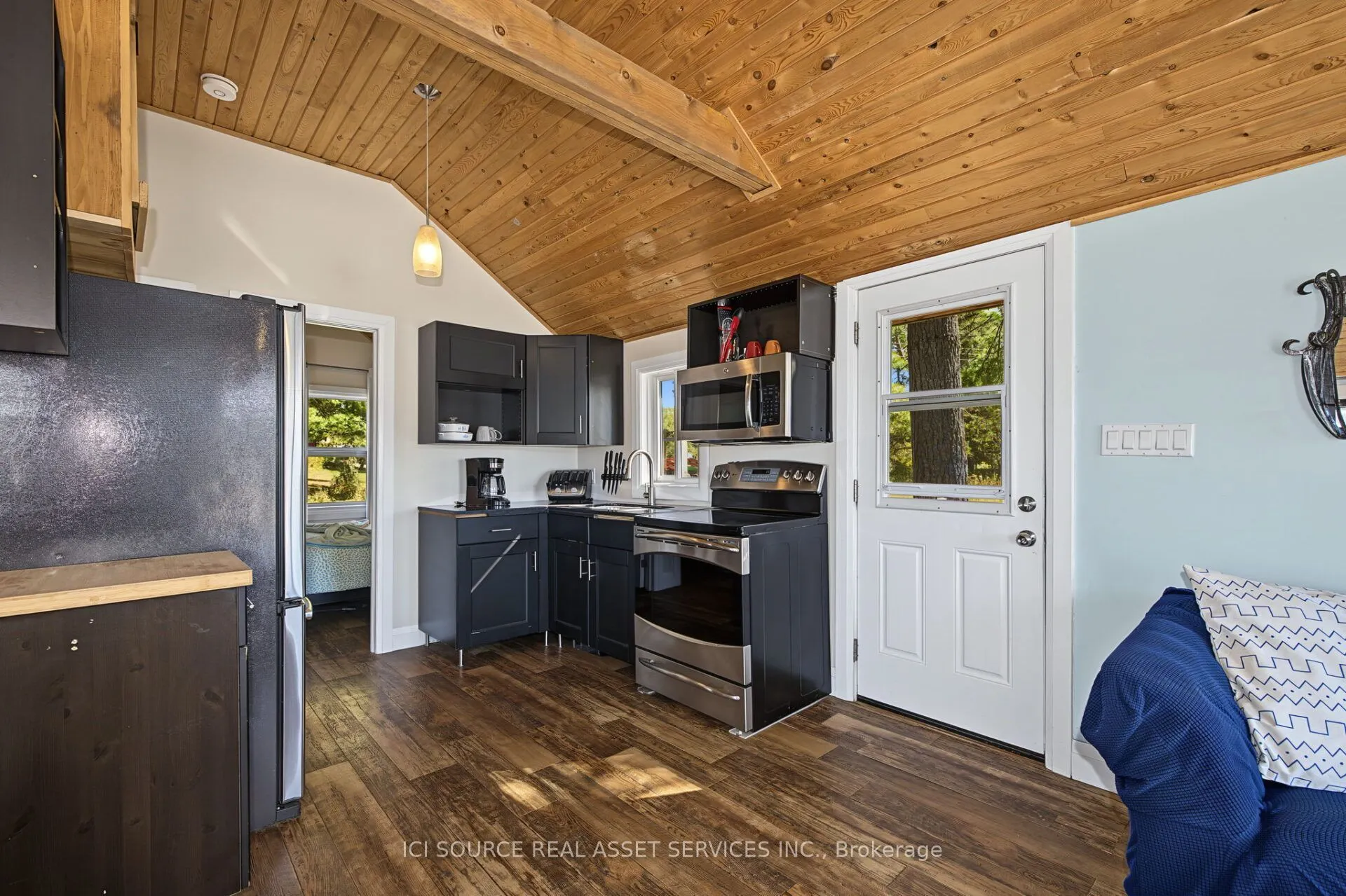 3 Woodland Lane