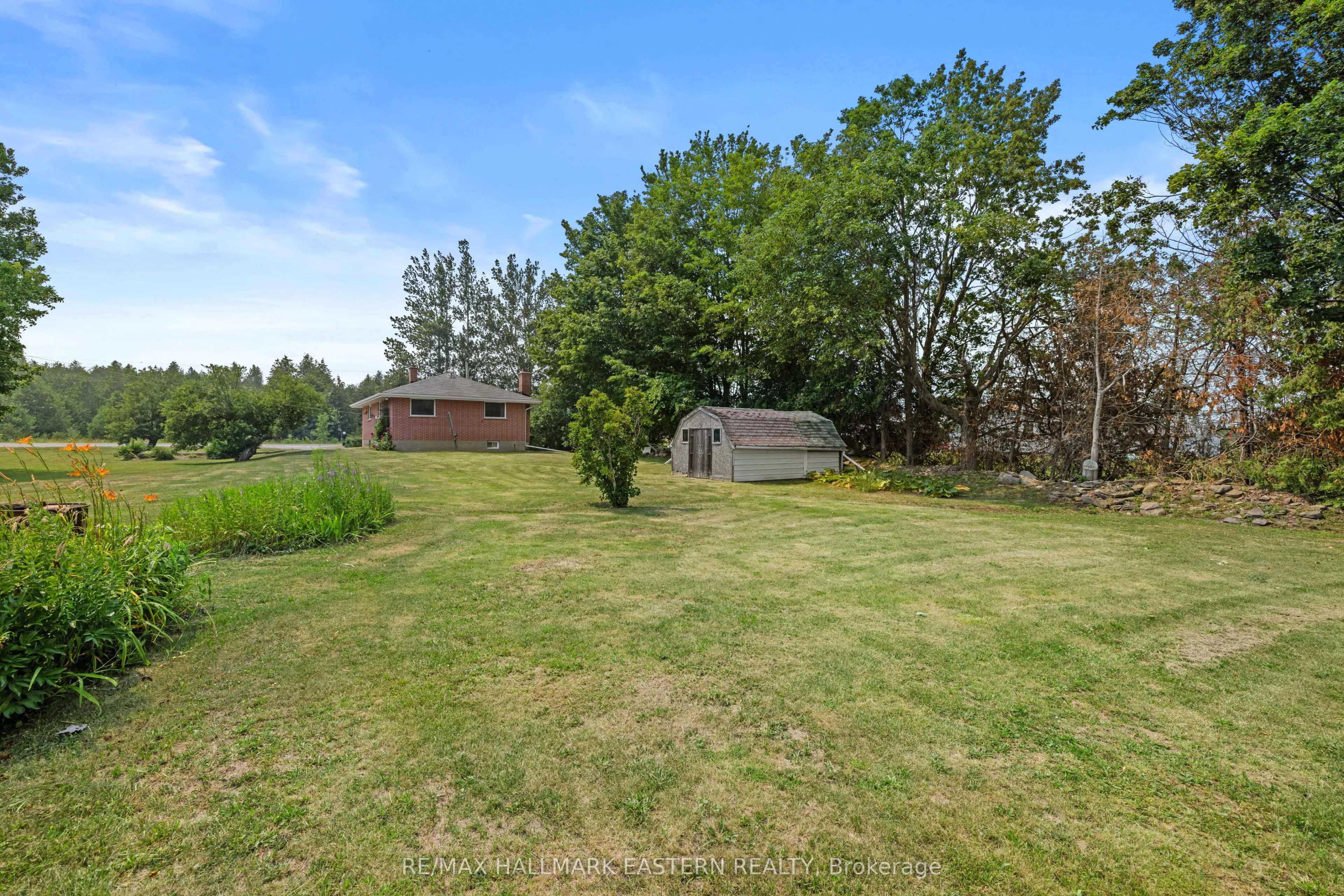 921 Robinson Road