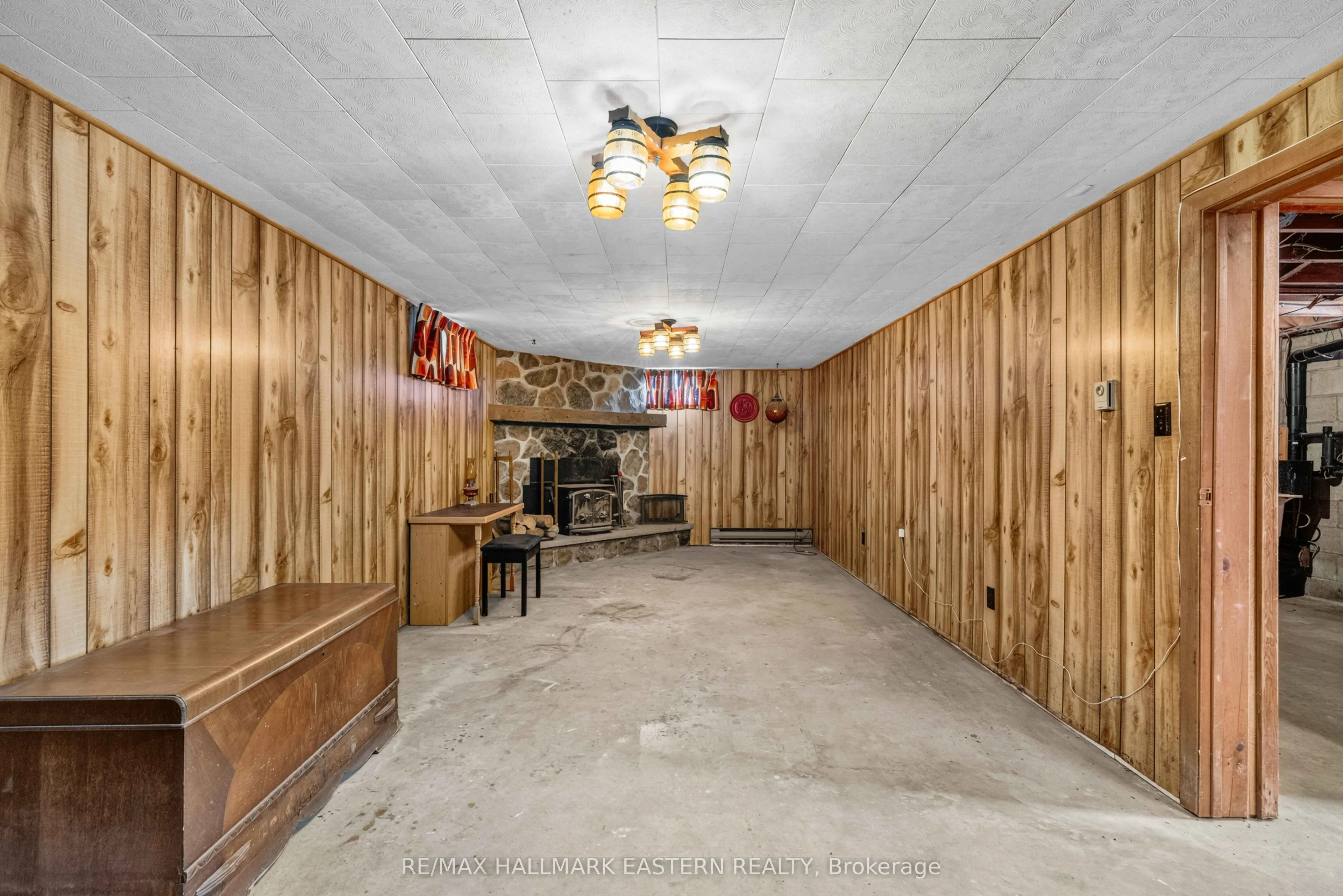 921 Robinson Road