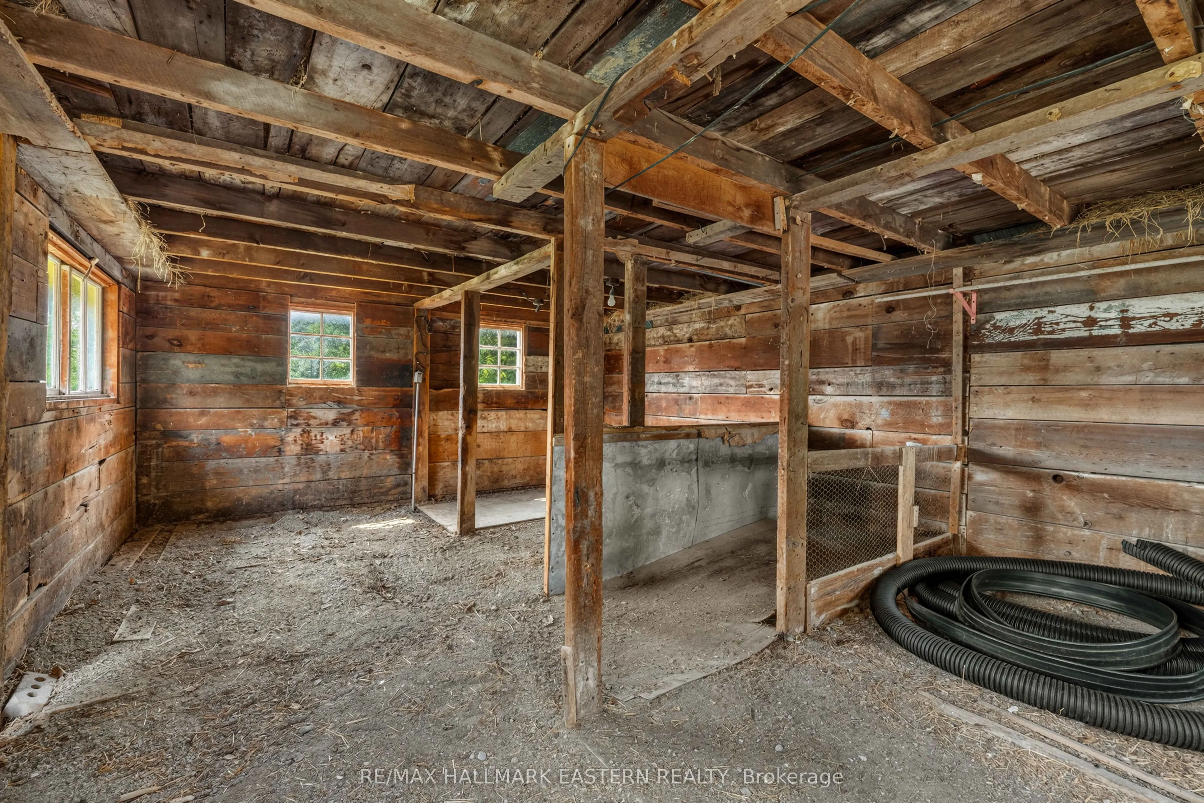 921 Robinson Road