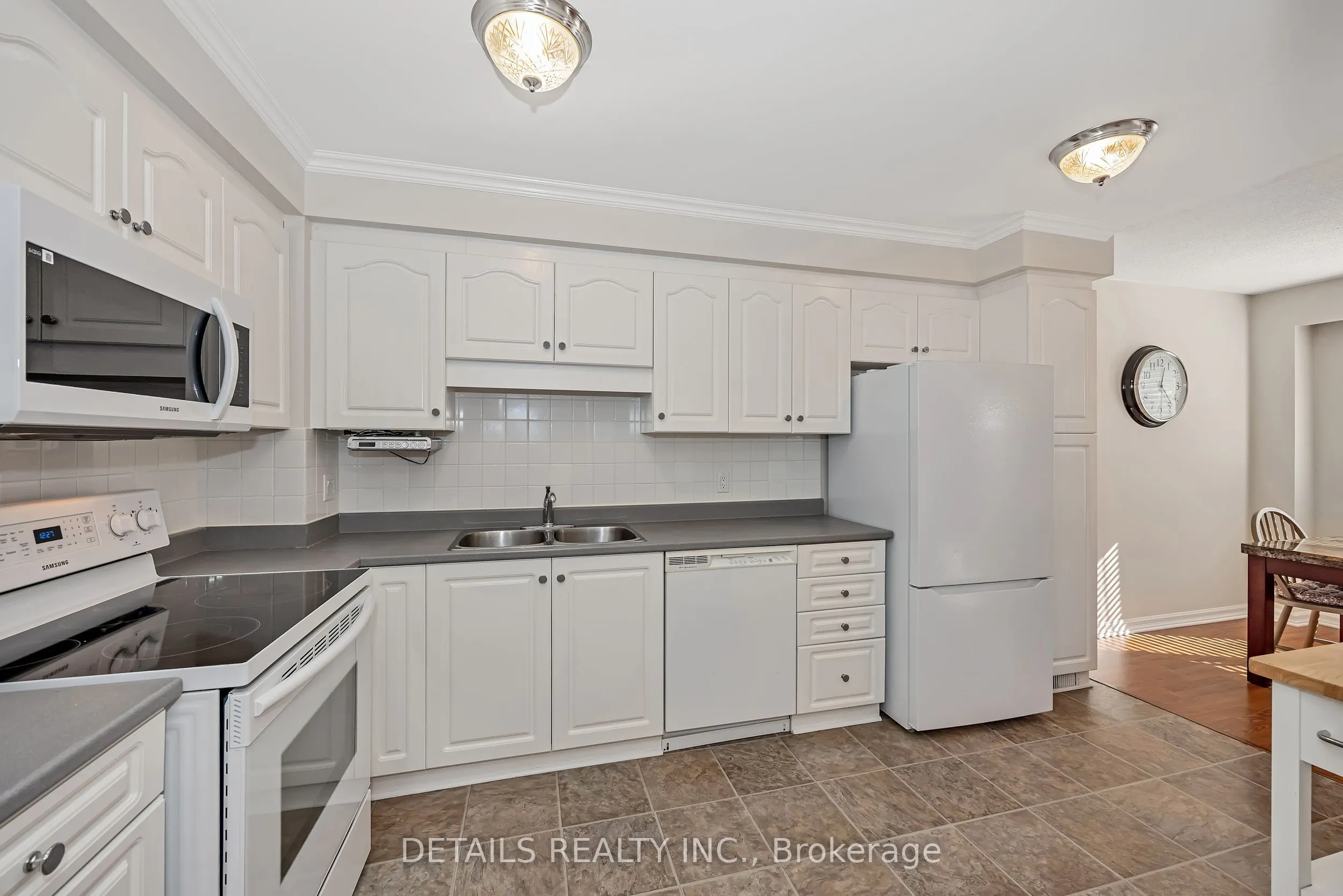 1852 Axminster Court #67