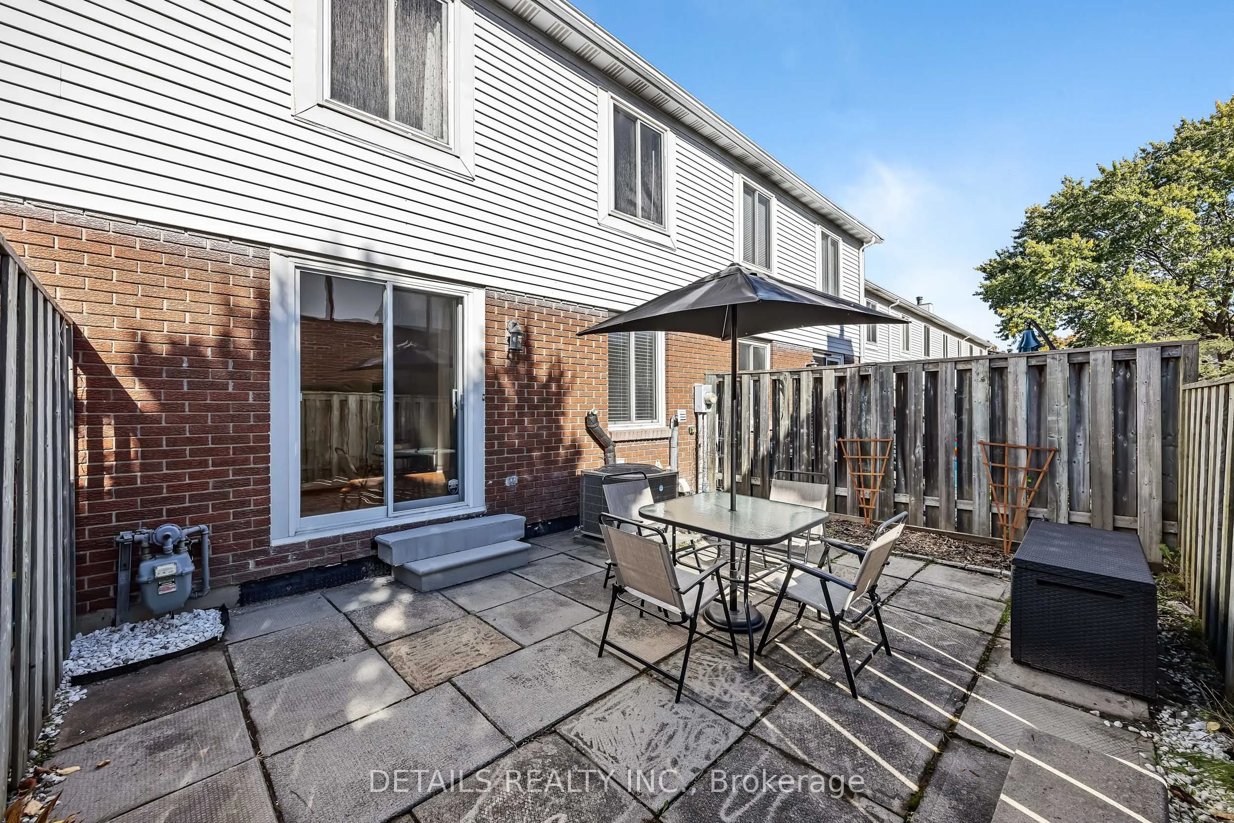 1852 Axminster Court #67
