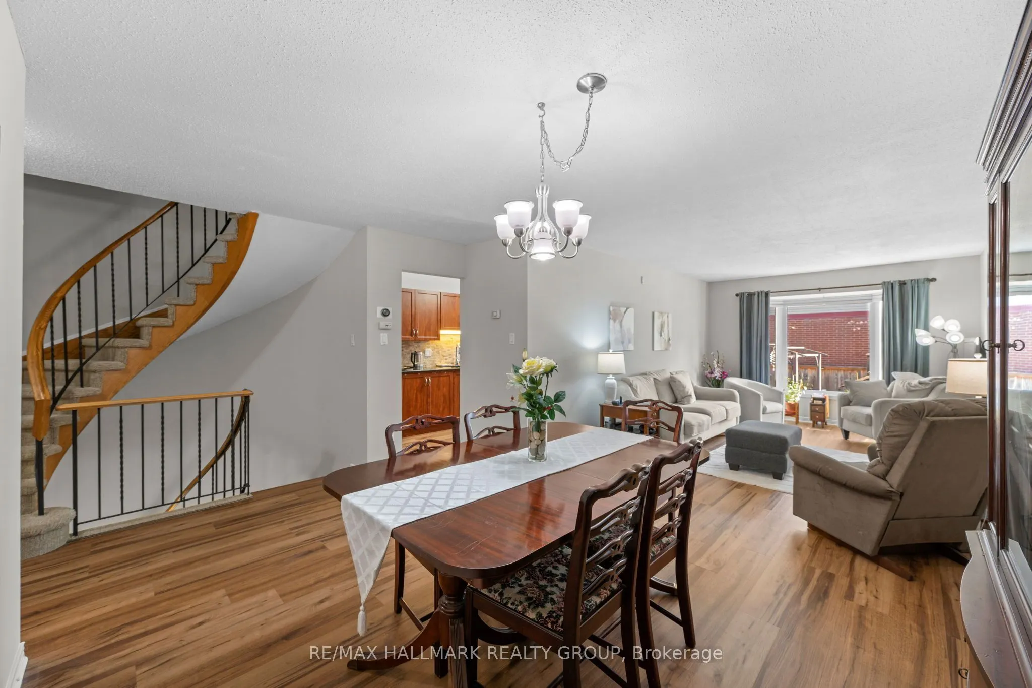 9 Fireside Crescent