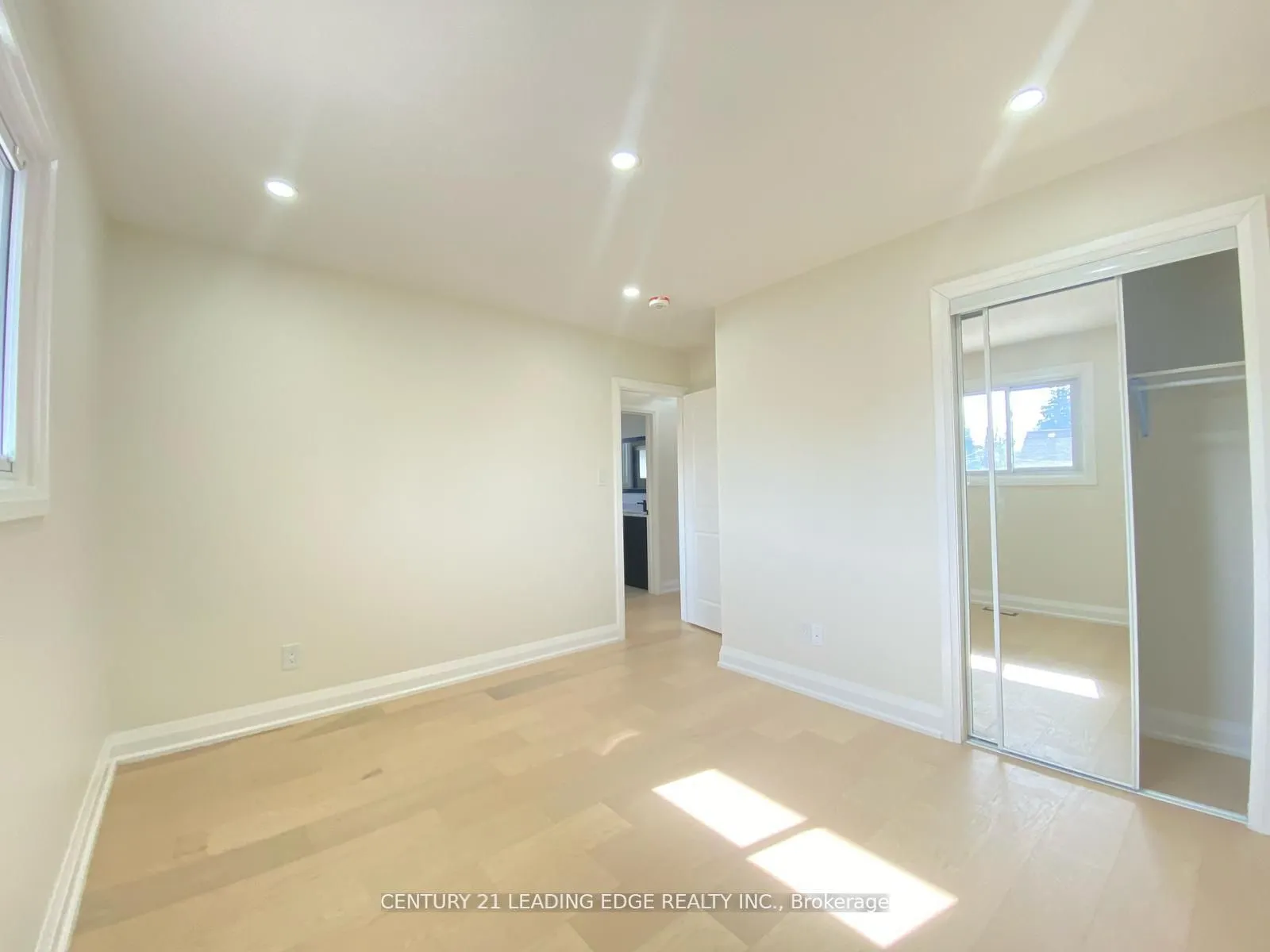 66 Beech Avenue #Upper