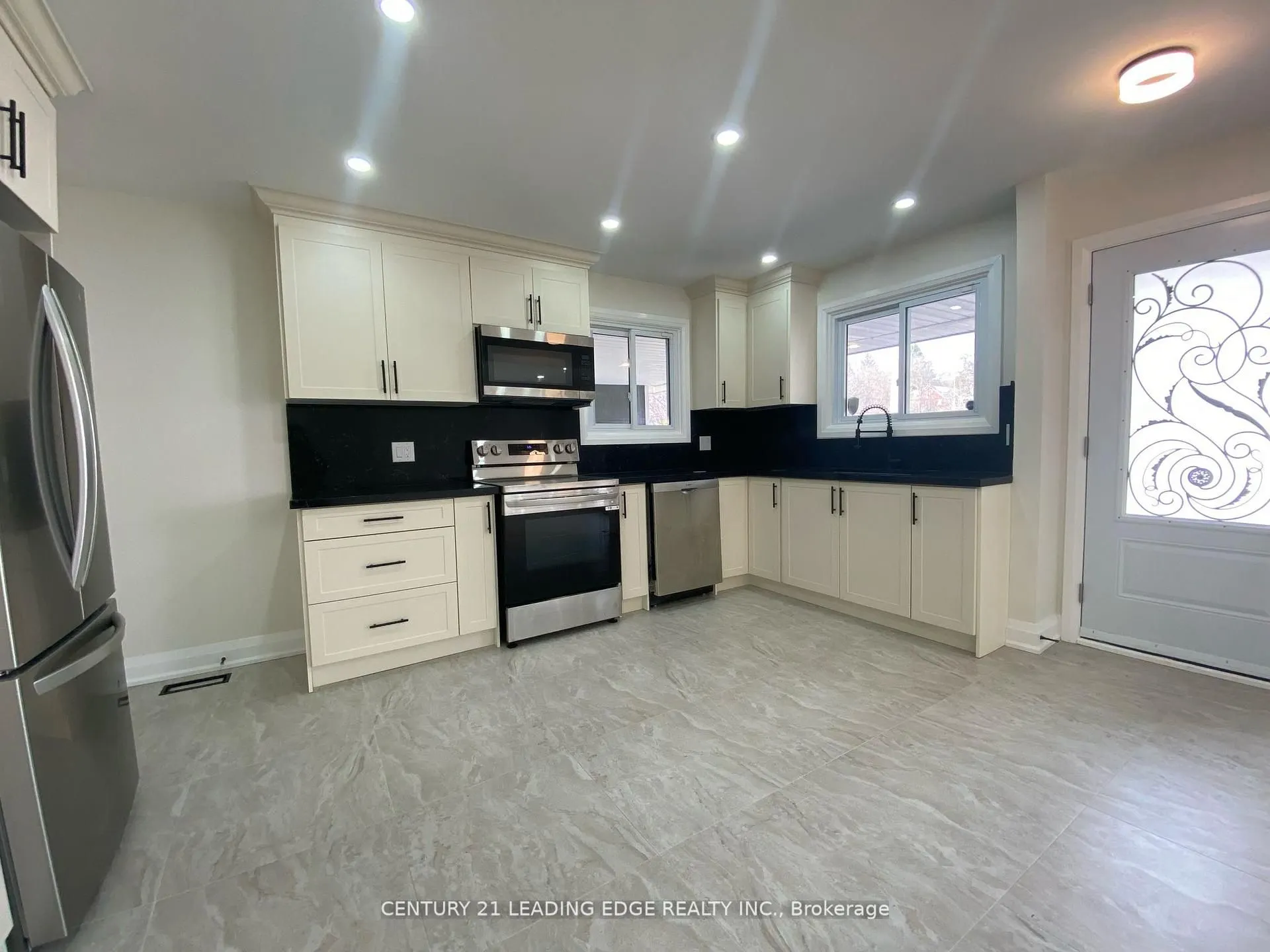 66 Beech Avenue #Upper