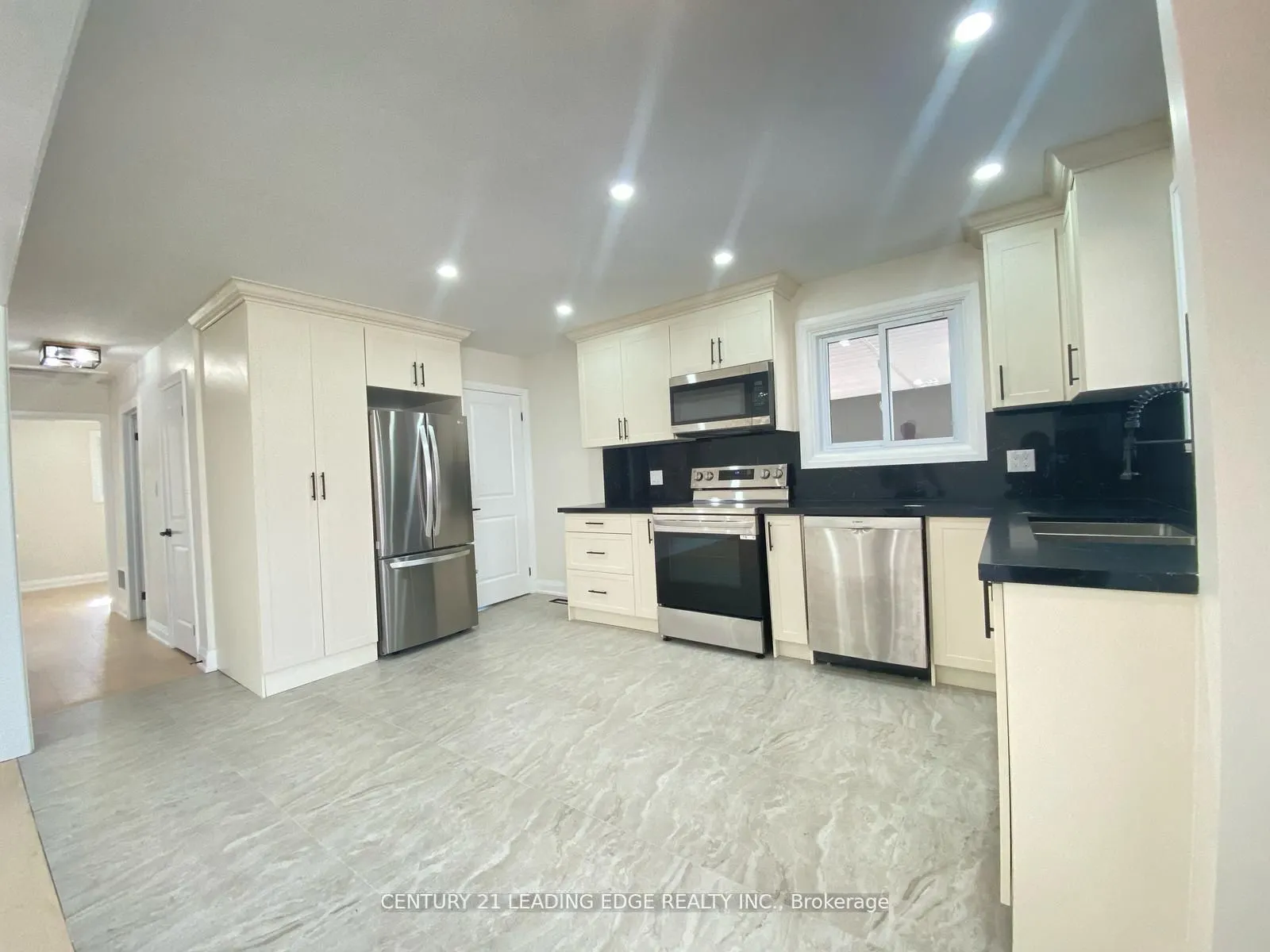66 Beech Avenue #Upper
