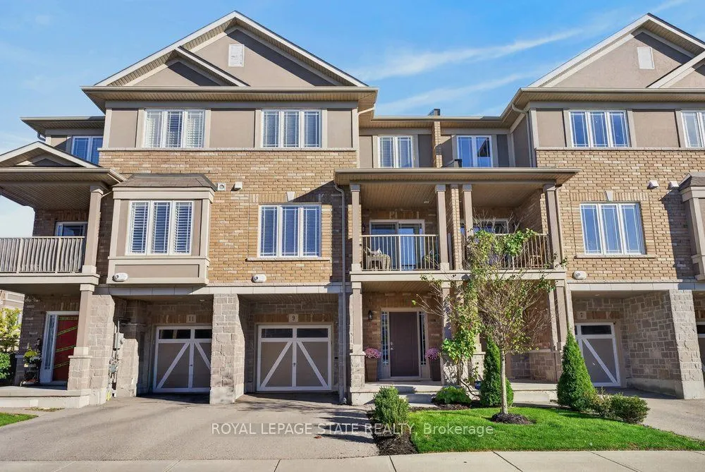 9 Bloom Crescent