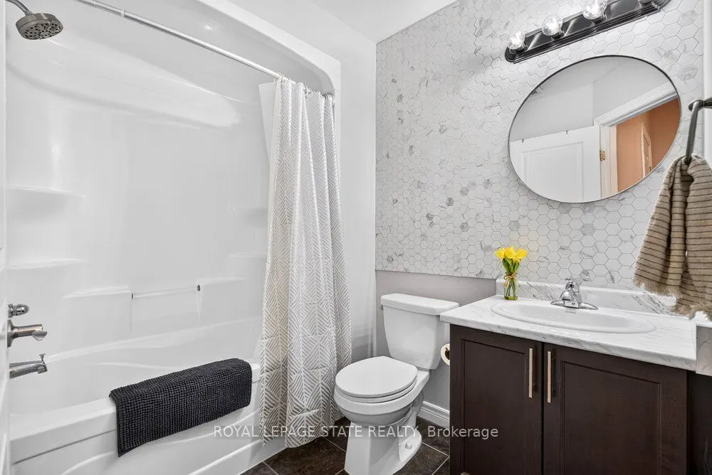 9 Bloom Crescent