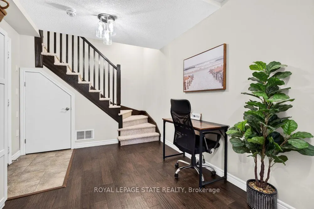 9 Bloom Crescent