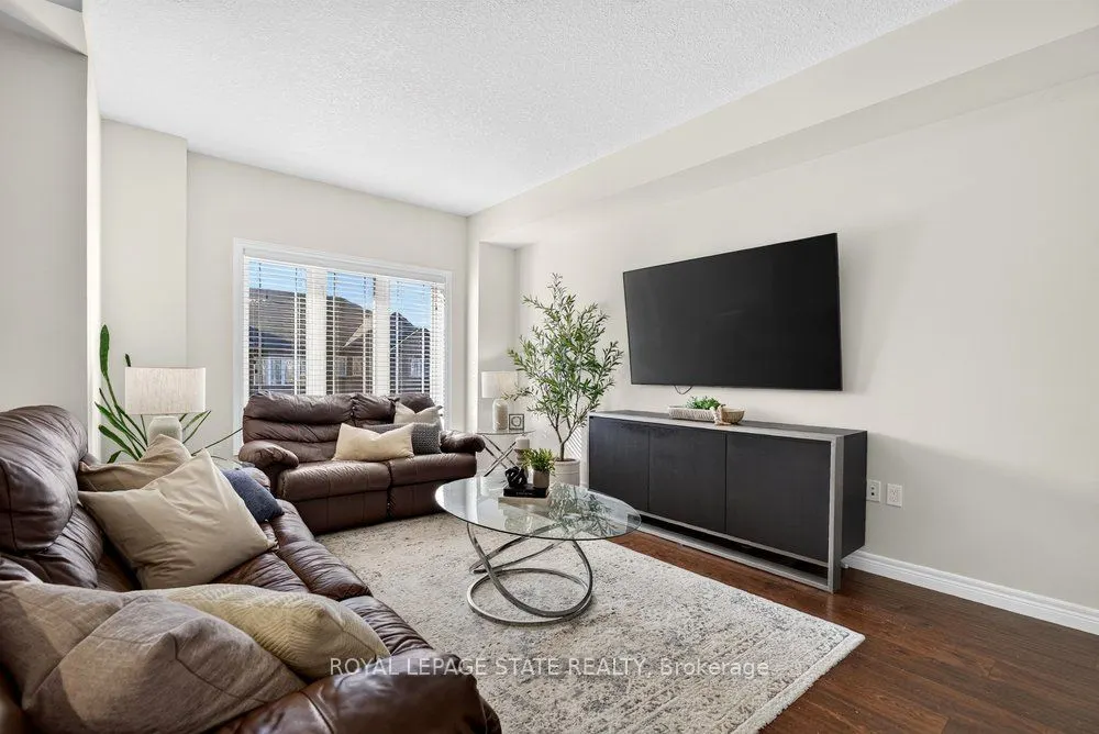 9 Bloom Crescent