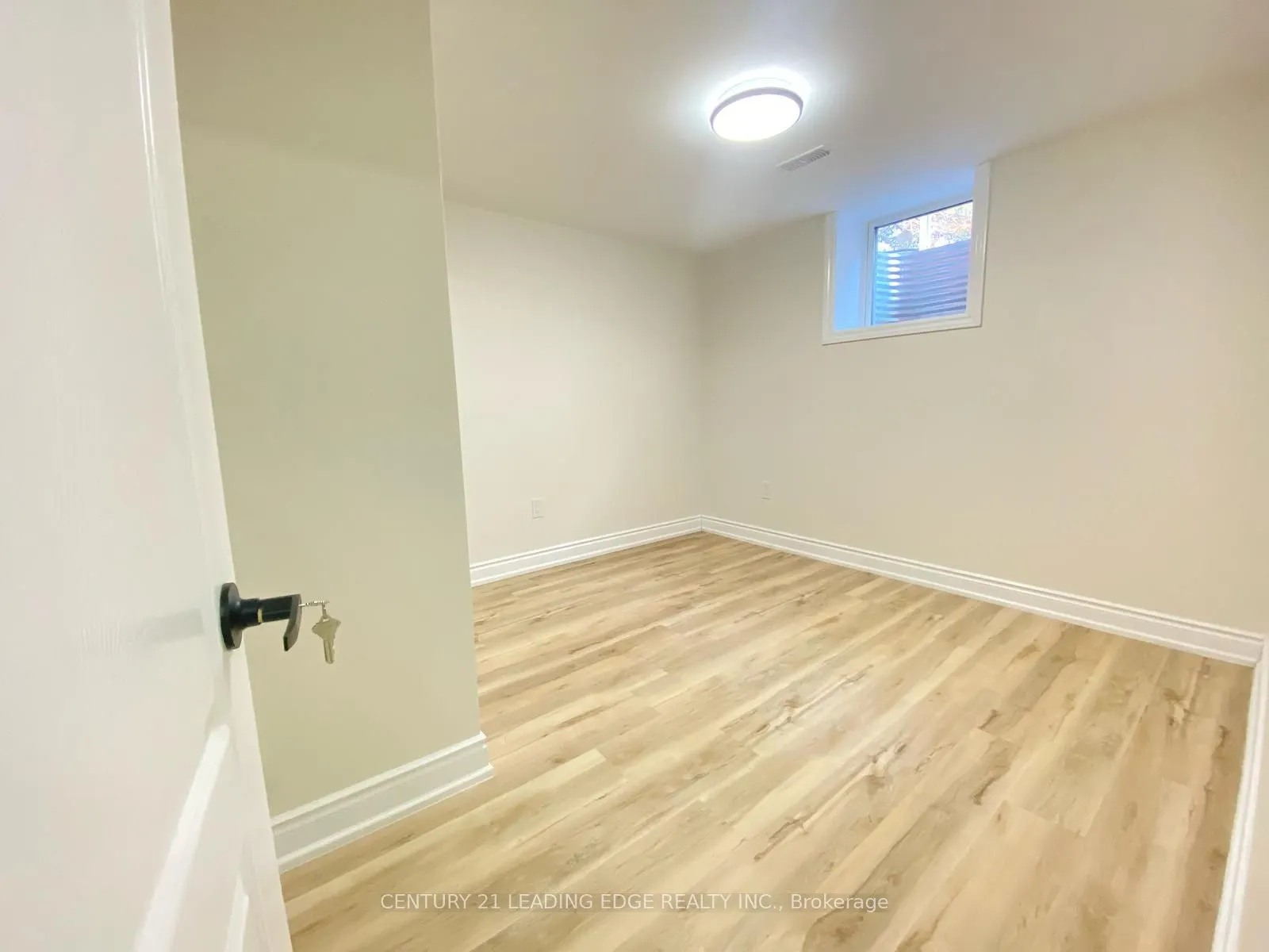 66 Beech Avenue #Lower