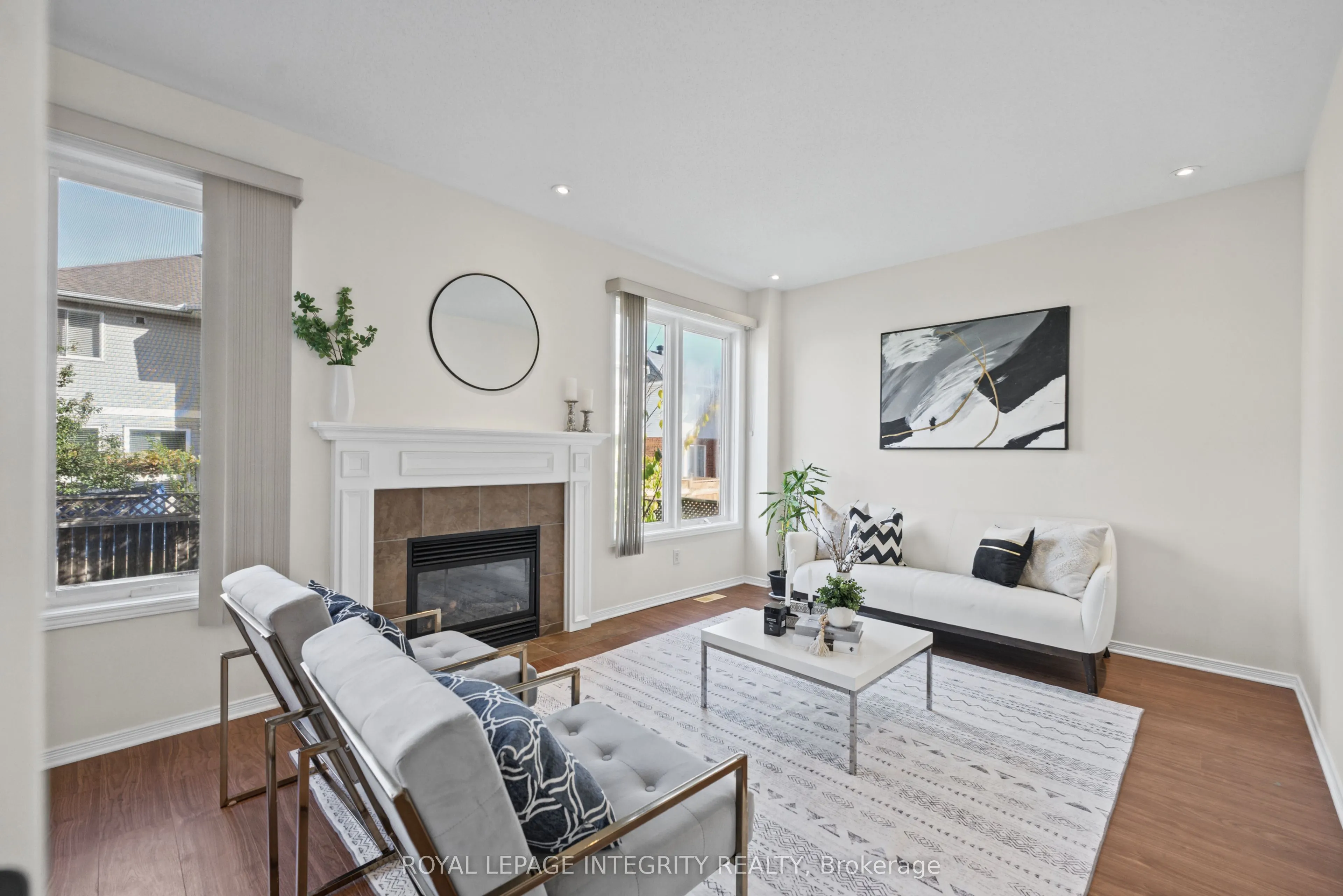 104 WHITESTONE Drive