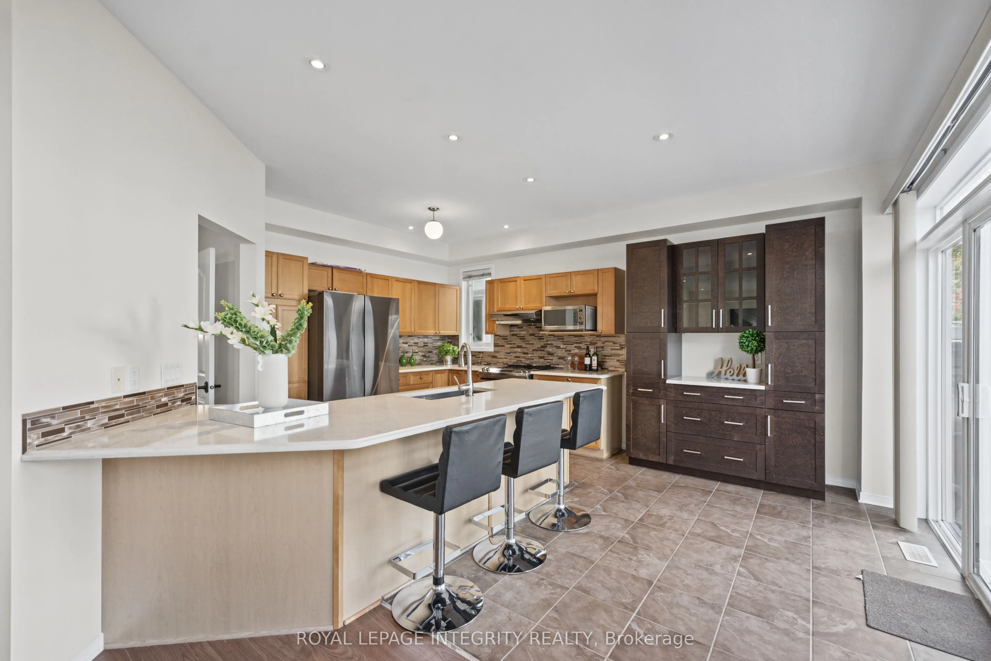 104 WHITESTONE Drive