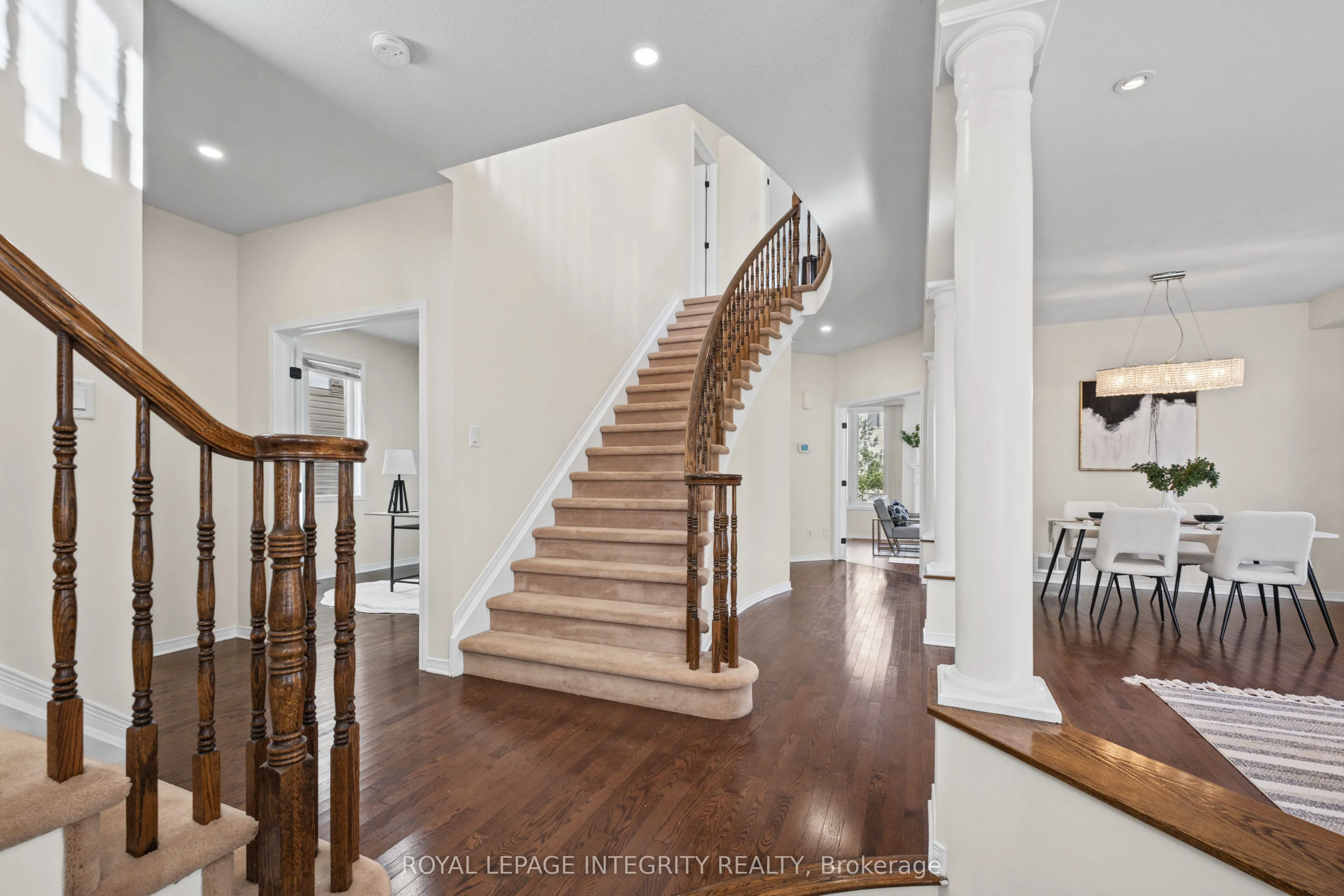 104 WHITESTONE Drive