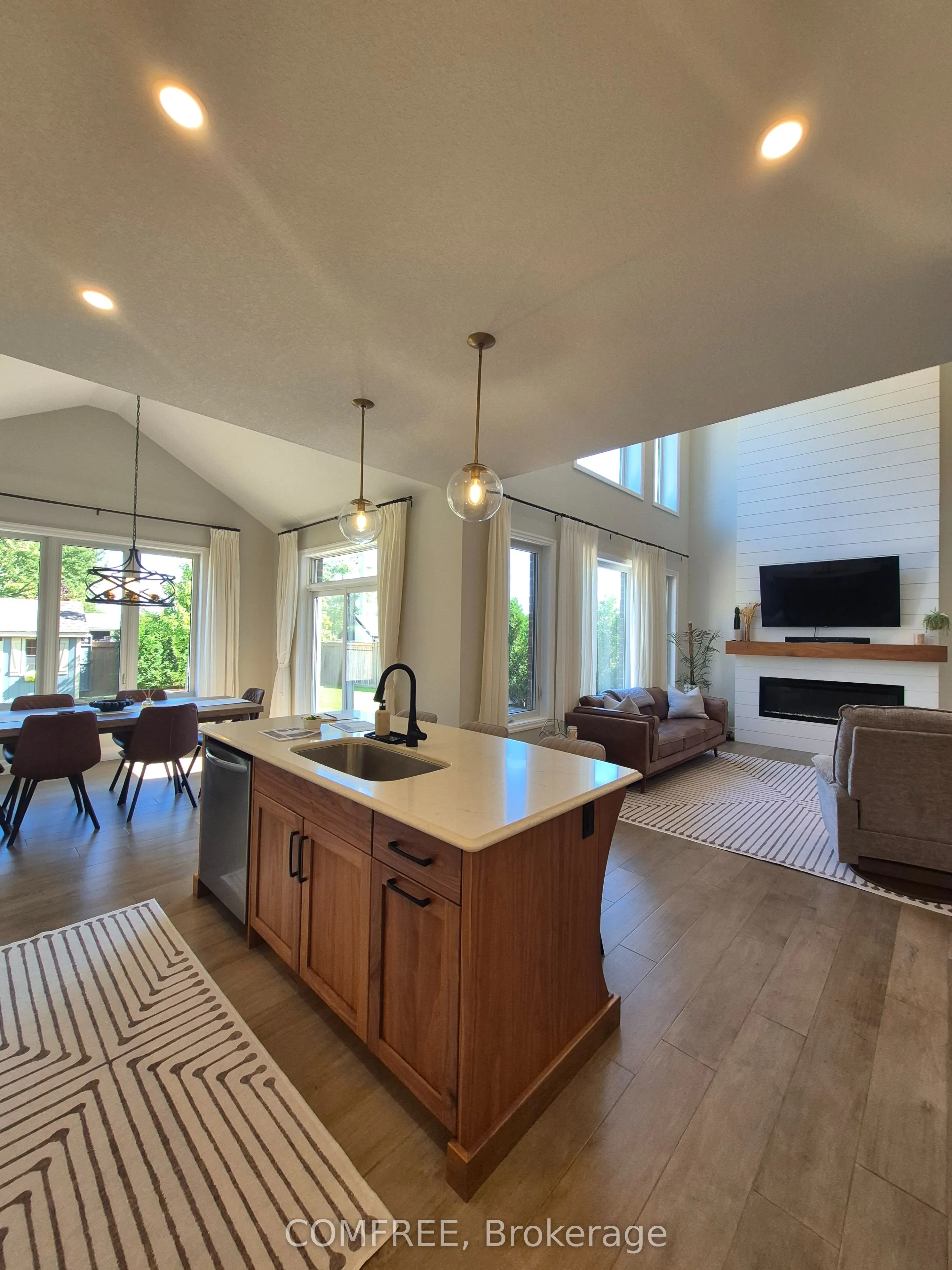 5 Redhaven Lane