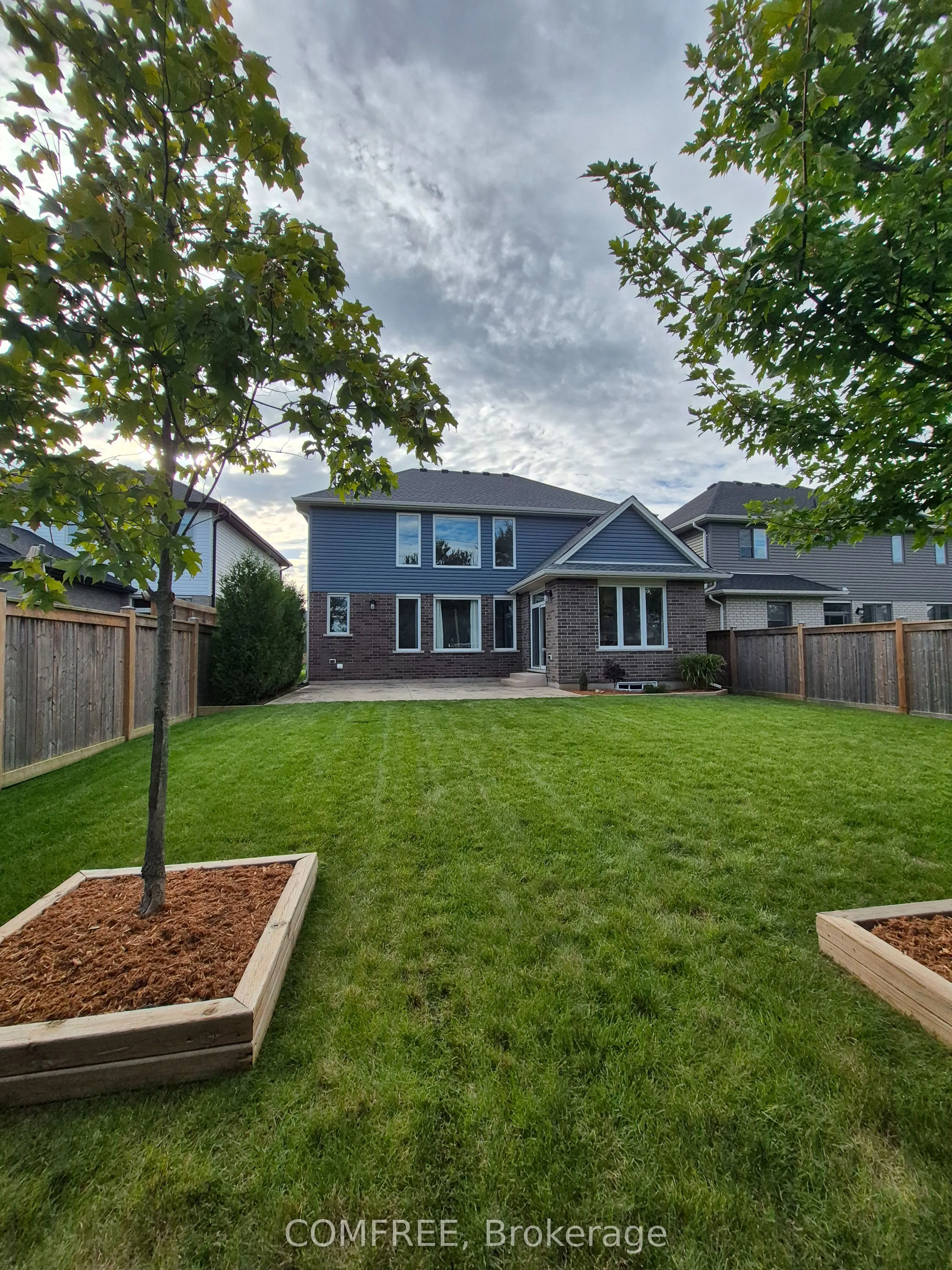 5 Redhaven Lane
