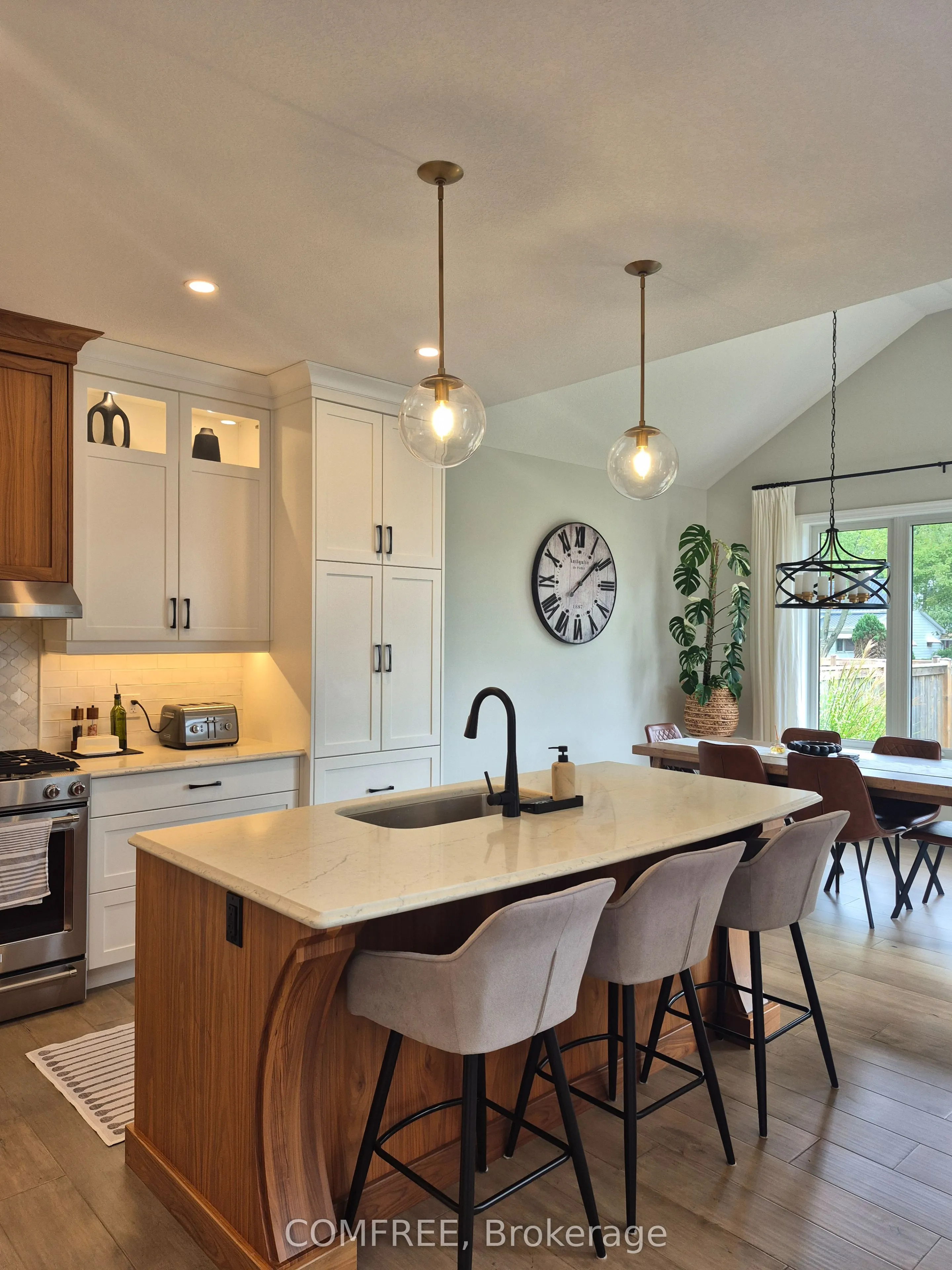 5 Redhaven Lane