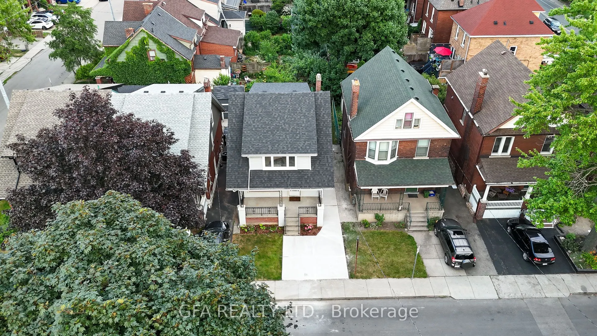 42 Barnesdale Avenue N #Upper Level