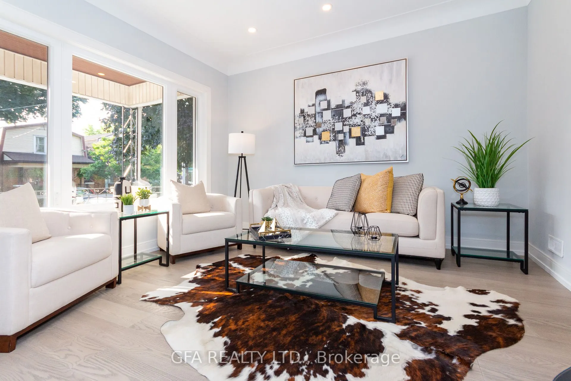 42 Barnesdale Avenue N #Upper Level