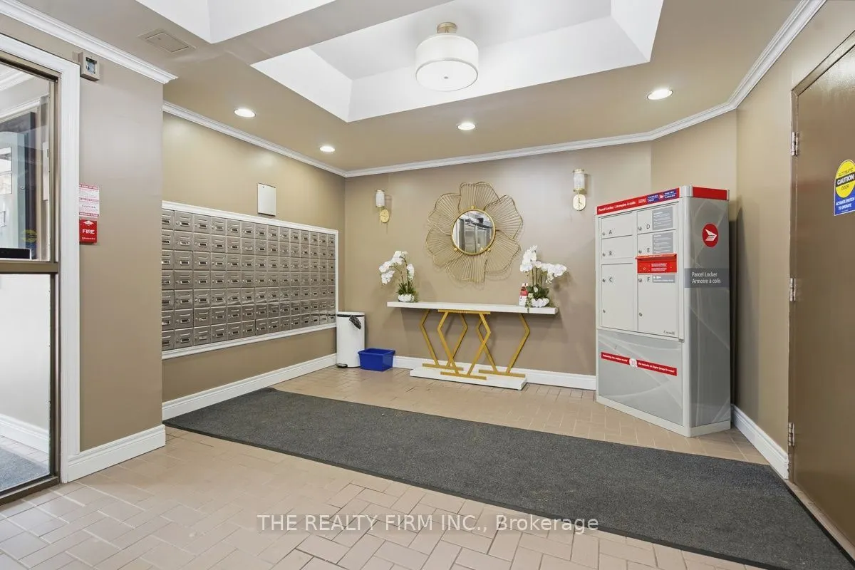 858 Commissioners Road E #1206