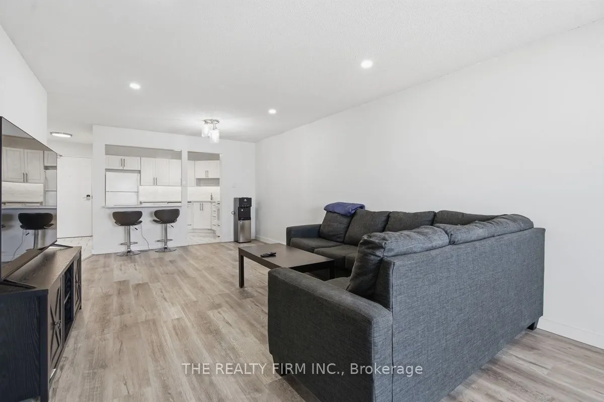 858 Commissioners Road E #1206