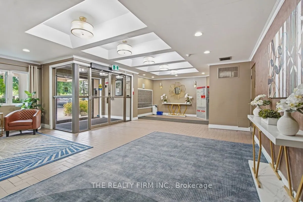 858 Commissioners Road E #1206