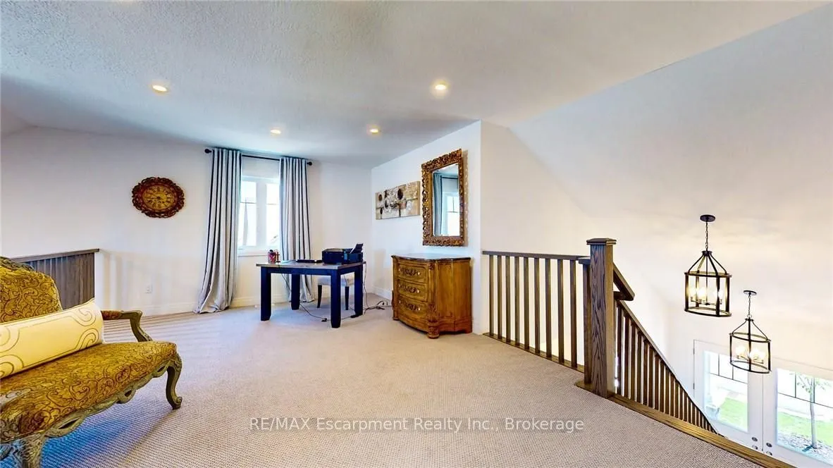 111 CLIPPERS Lane