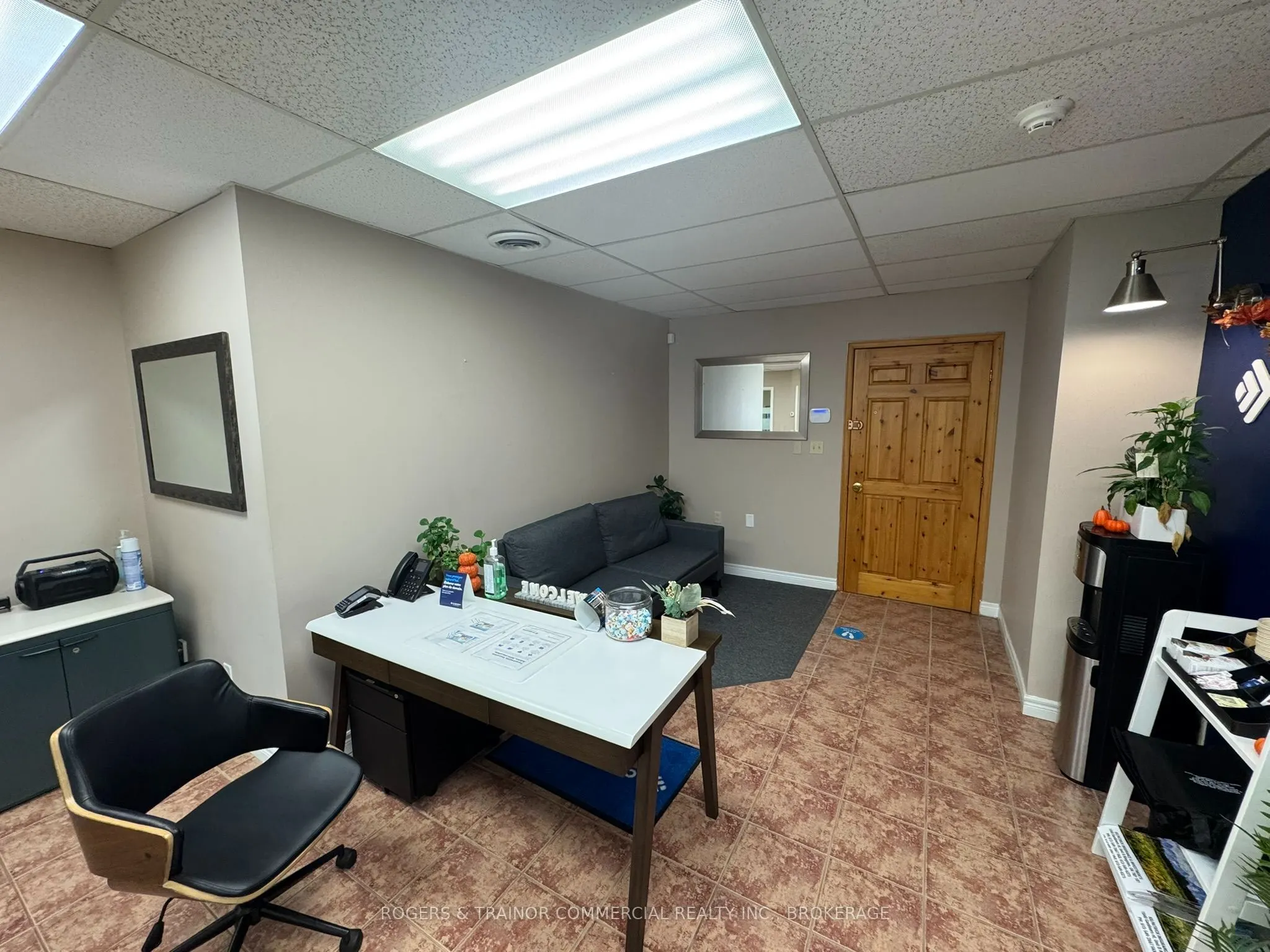 1040 Gardiners Road #B