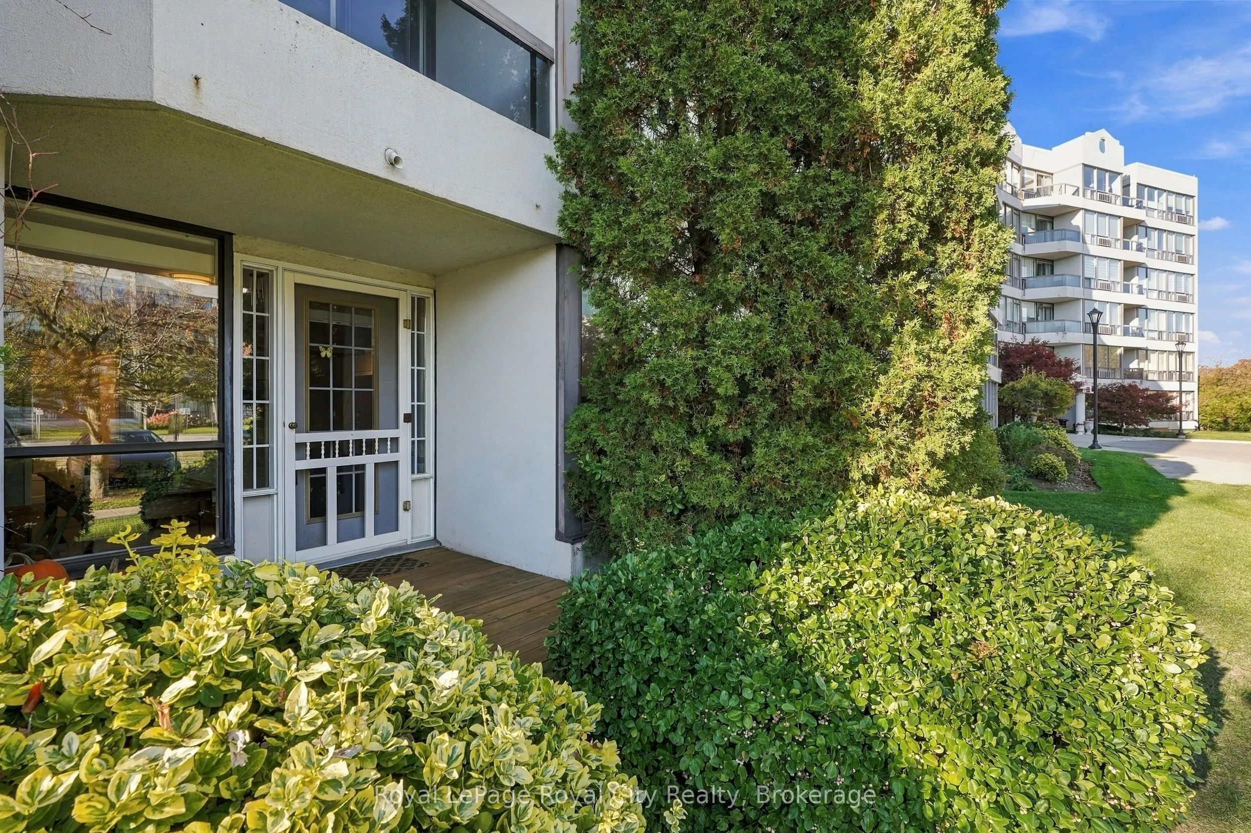 107 Bagot Street #102