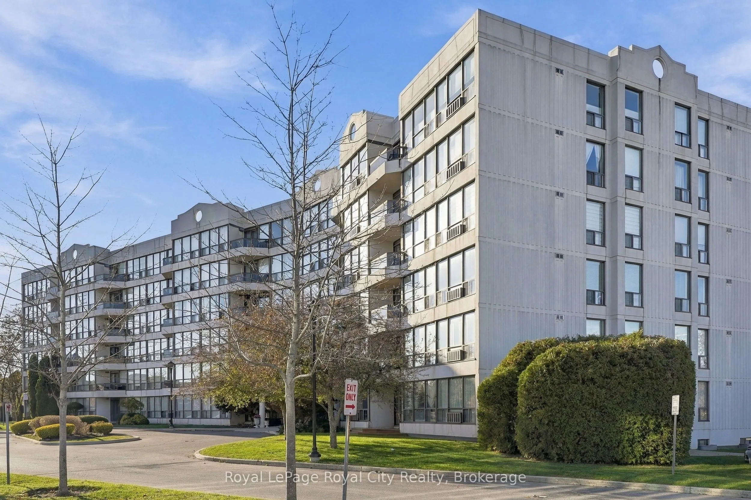 107 Bagot Street #102