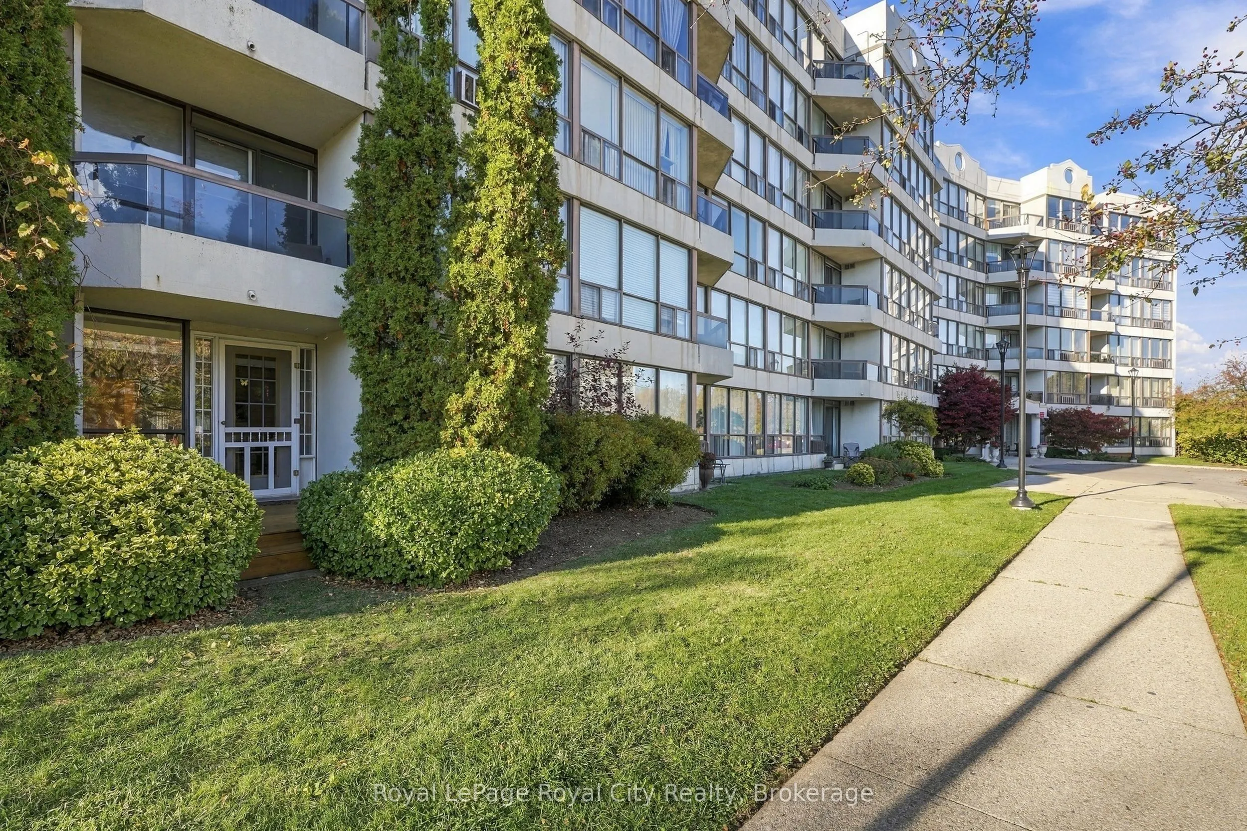107 Bagot Street #102
