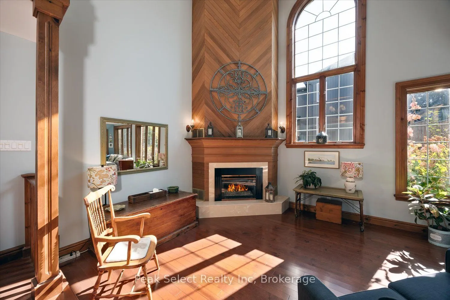 164 Church Street N