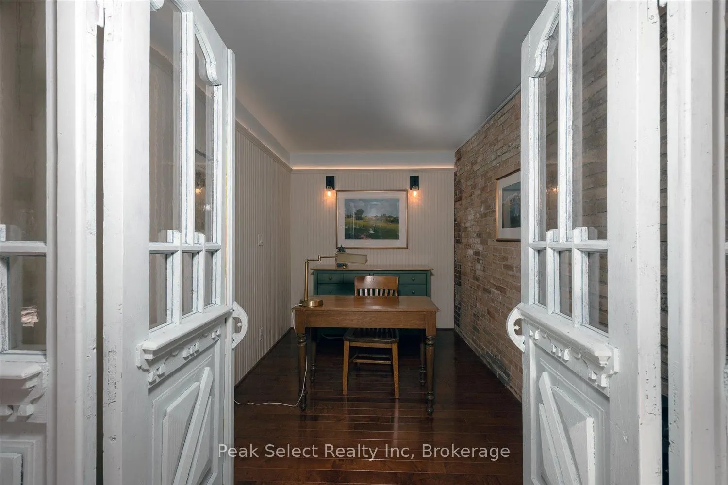 164 Church Street N