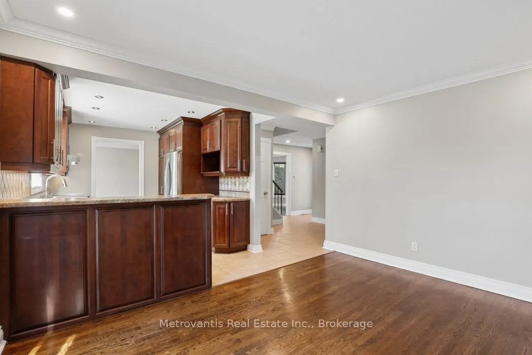 580 Chenier Way