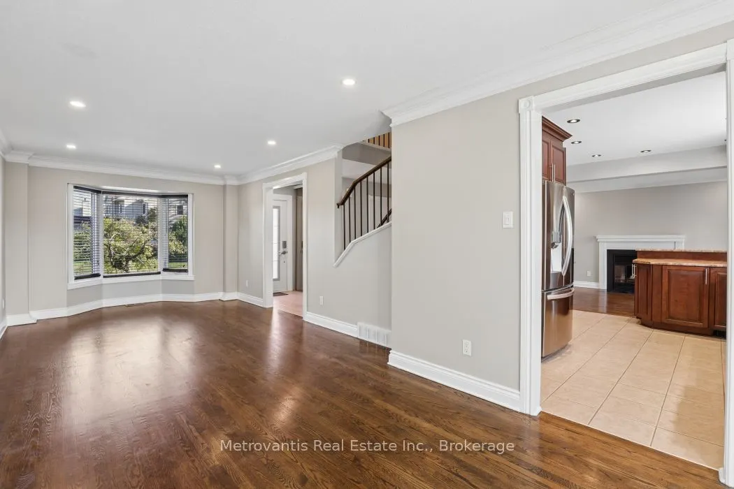 580 Chenier Way