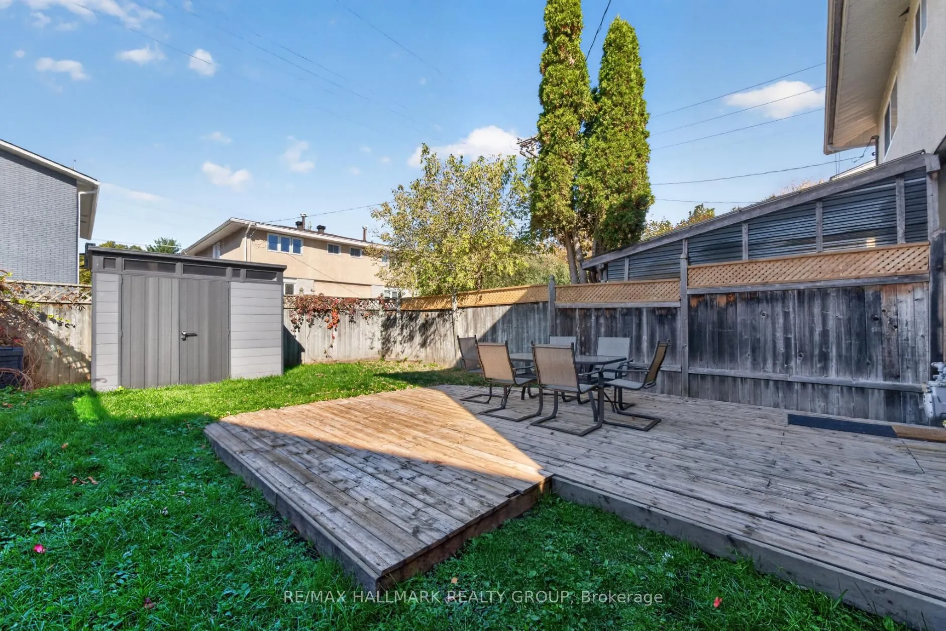 969 Eiffel Avenue