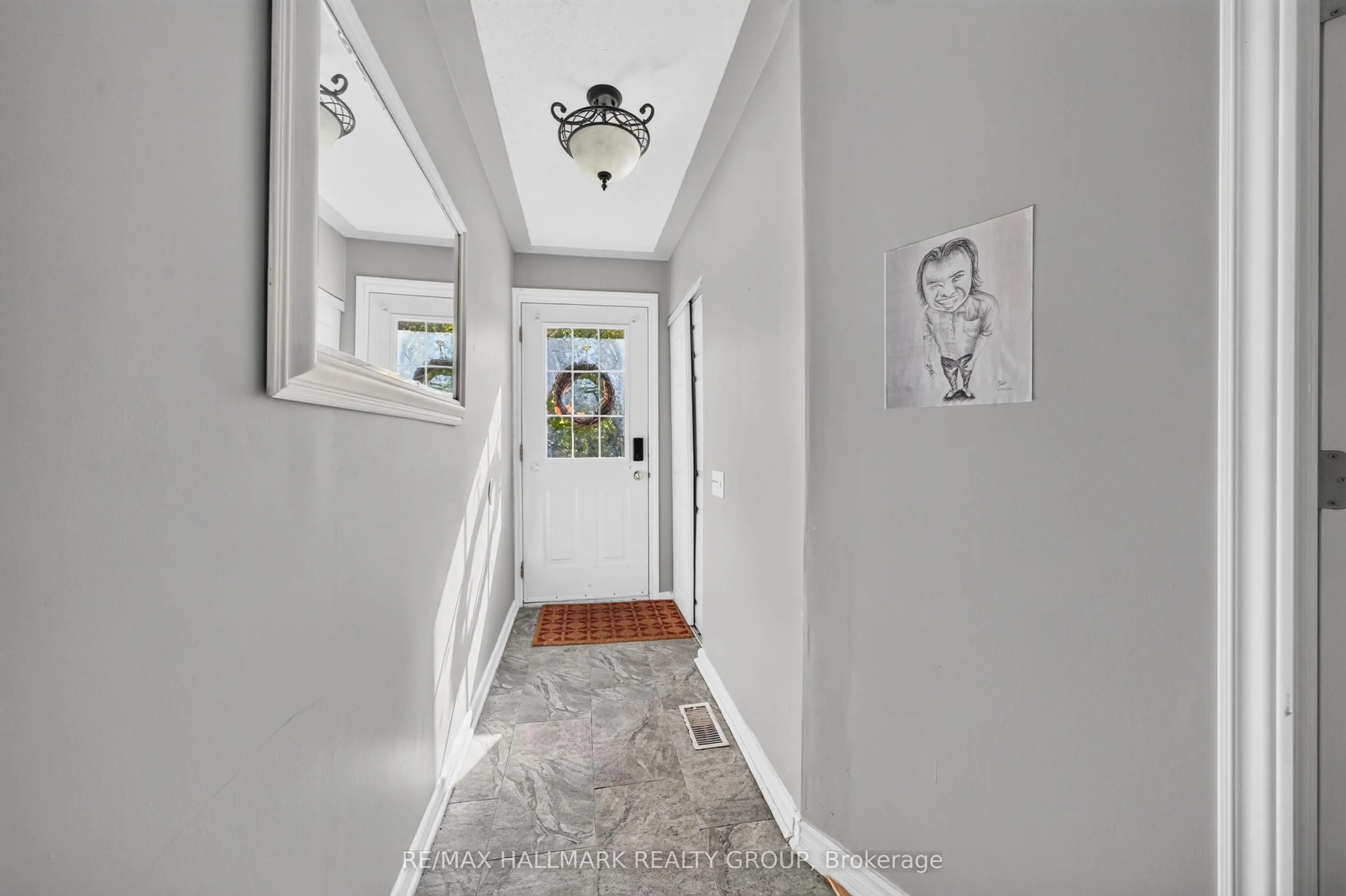 969 Eiffel Avenue