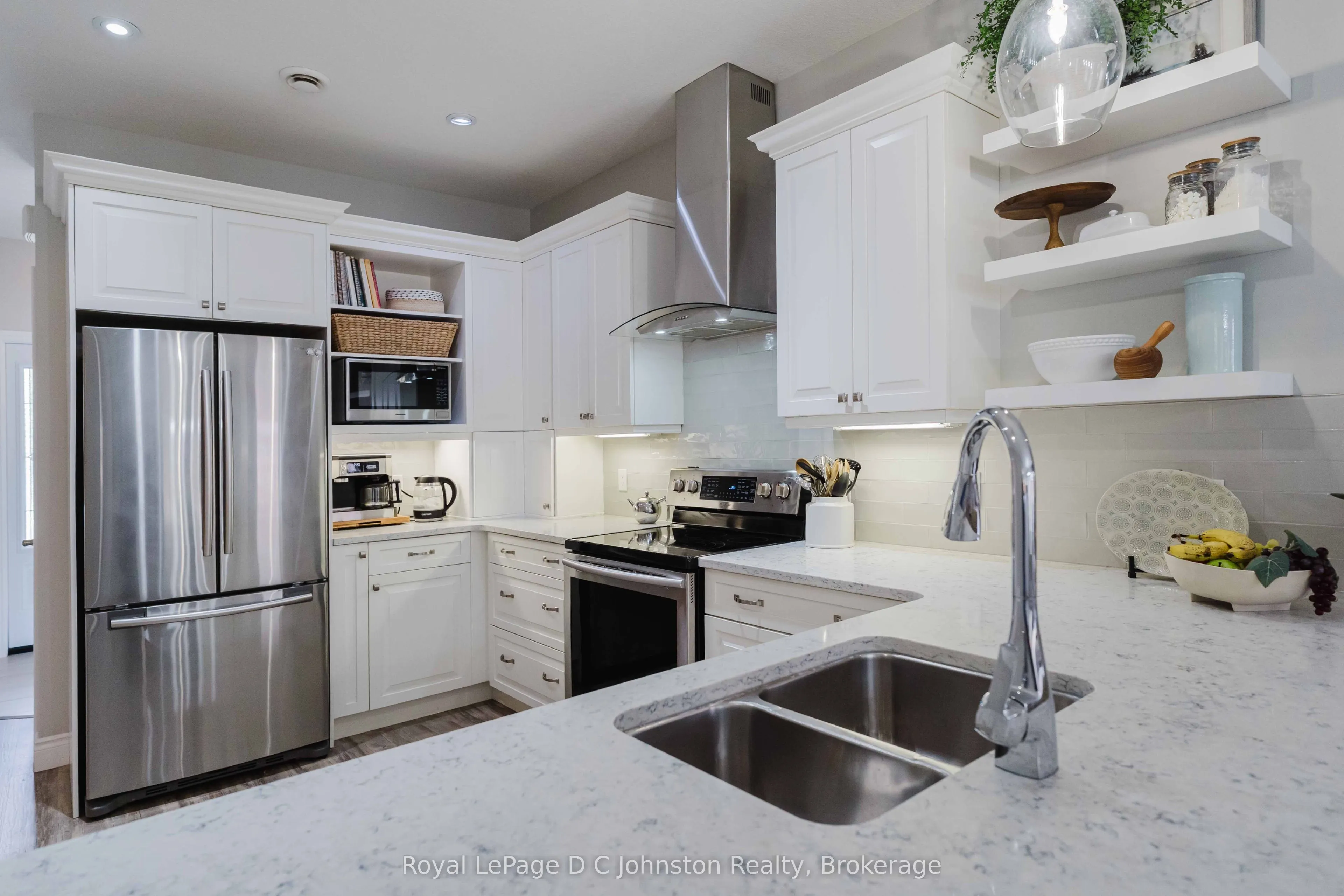 221 Grenville Street S #46