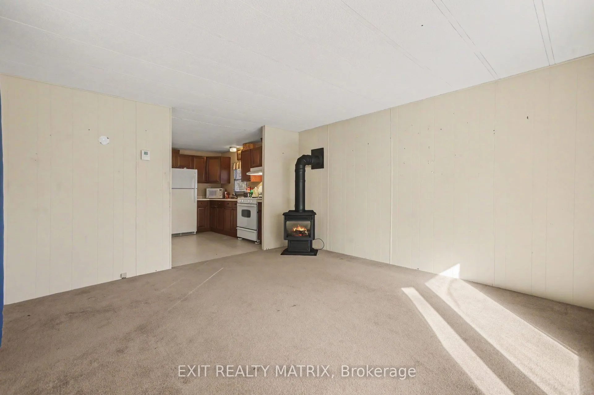 8891 Lynnwood Park Private