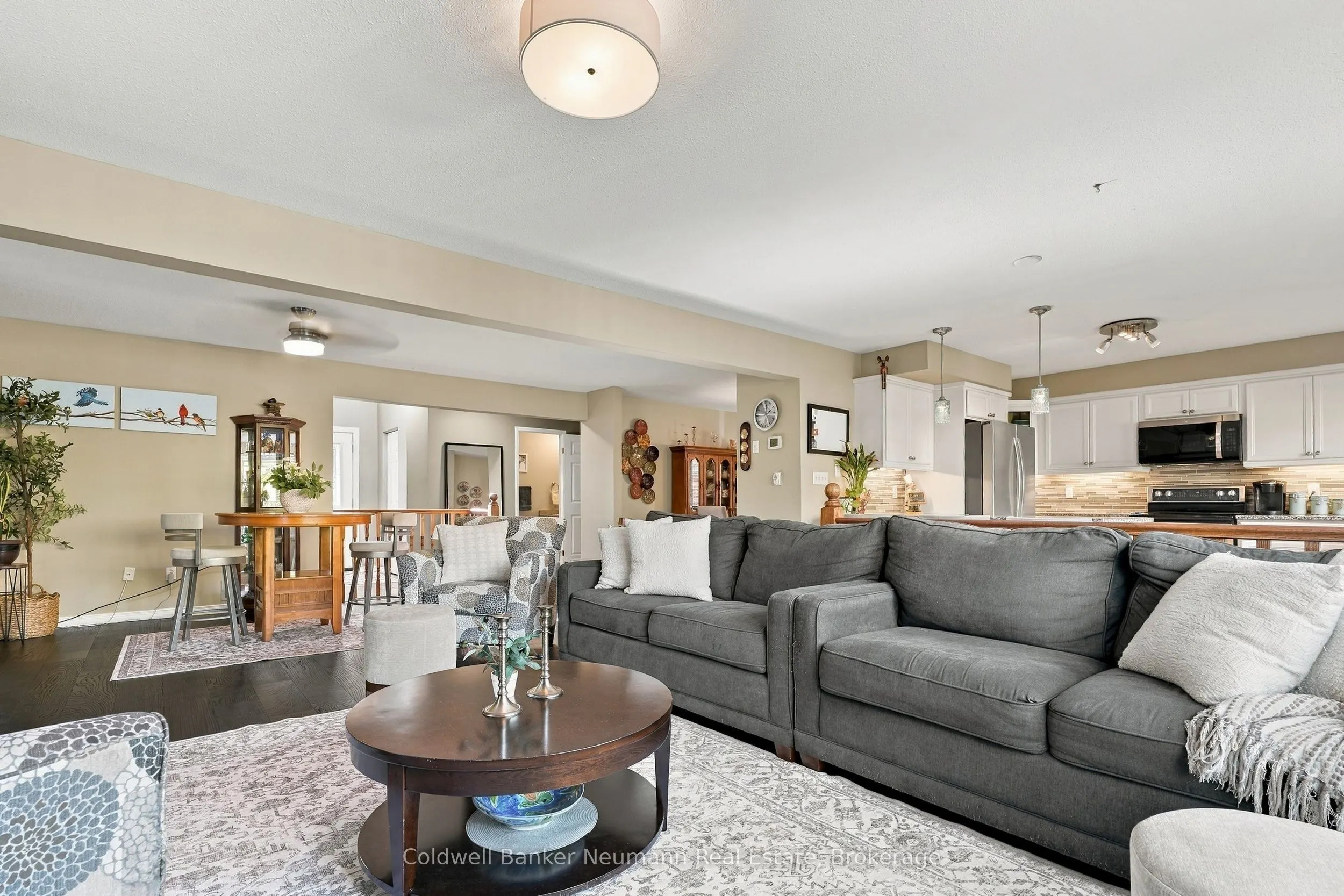41 Creekside Drive